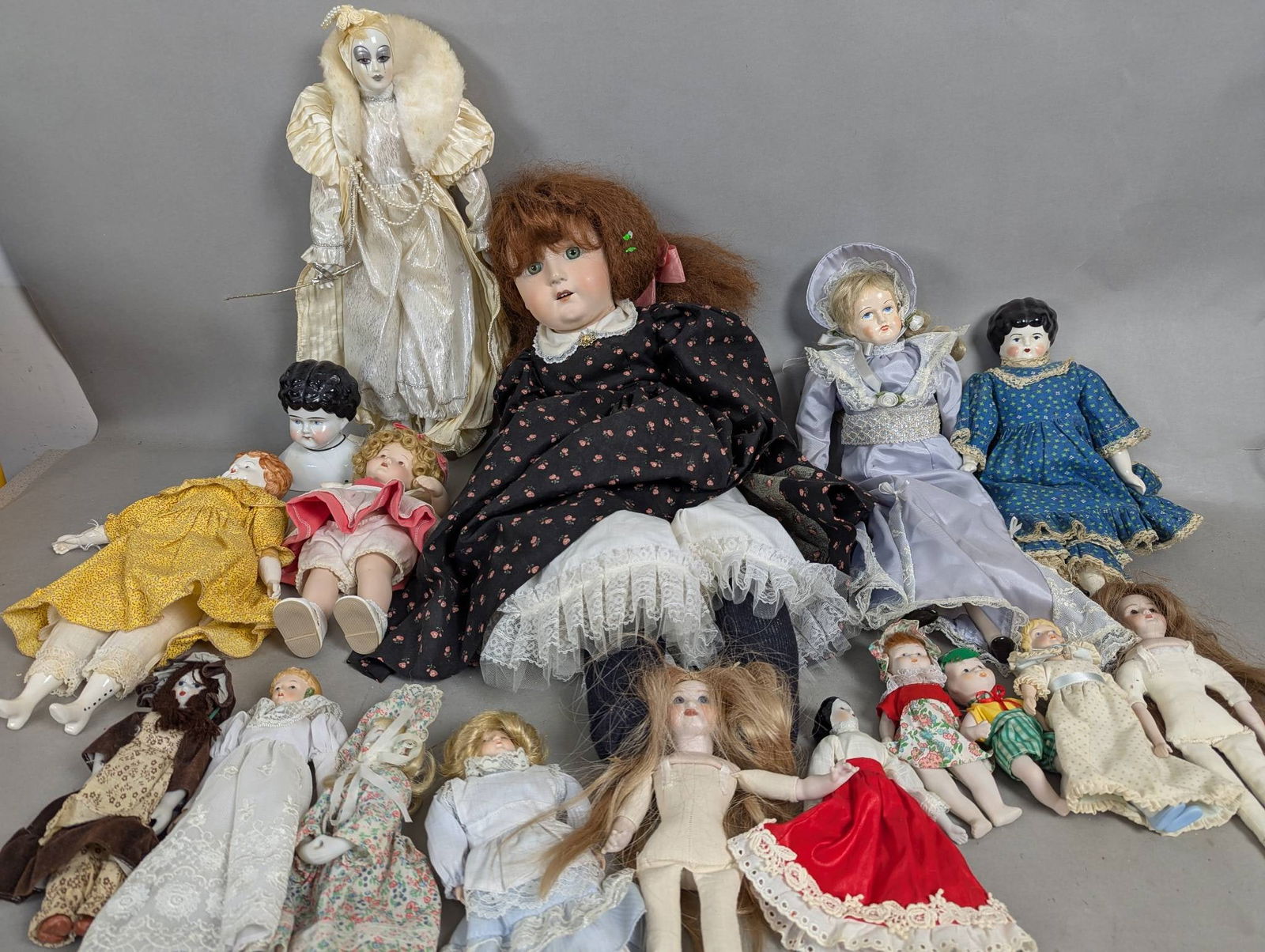 17 Vintage China and Bisque Dolls Assorted (1 of 10)