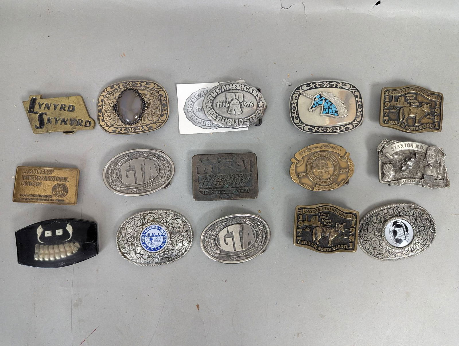 Fifteen Assorted Belt Buckles Various Designs and Materials (1 of 6)