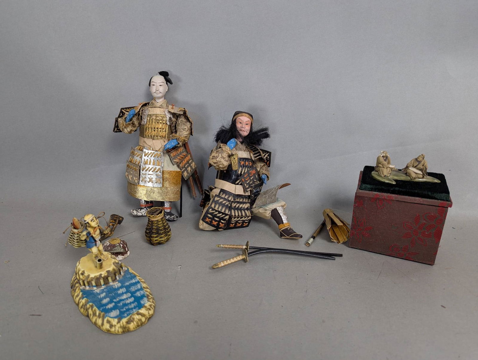 4 Vintage Japanese Figures Including Musha Ningyo Samurai Dolls and Resin Figurines (1 of 8)