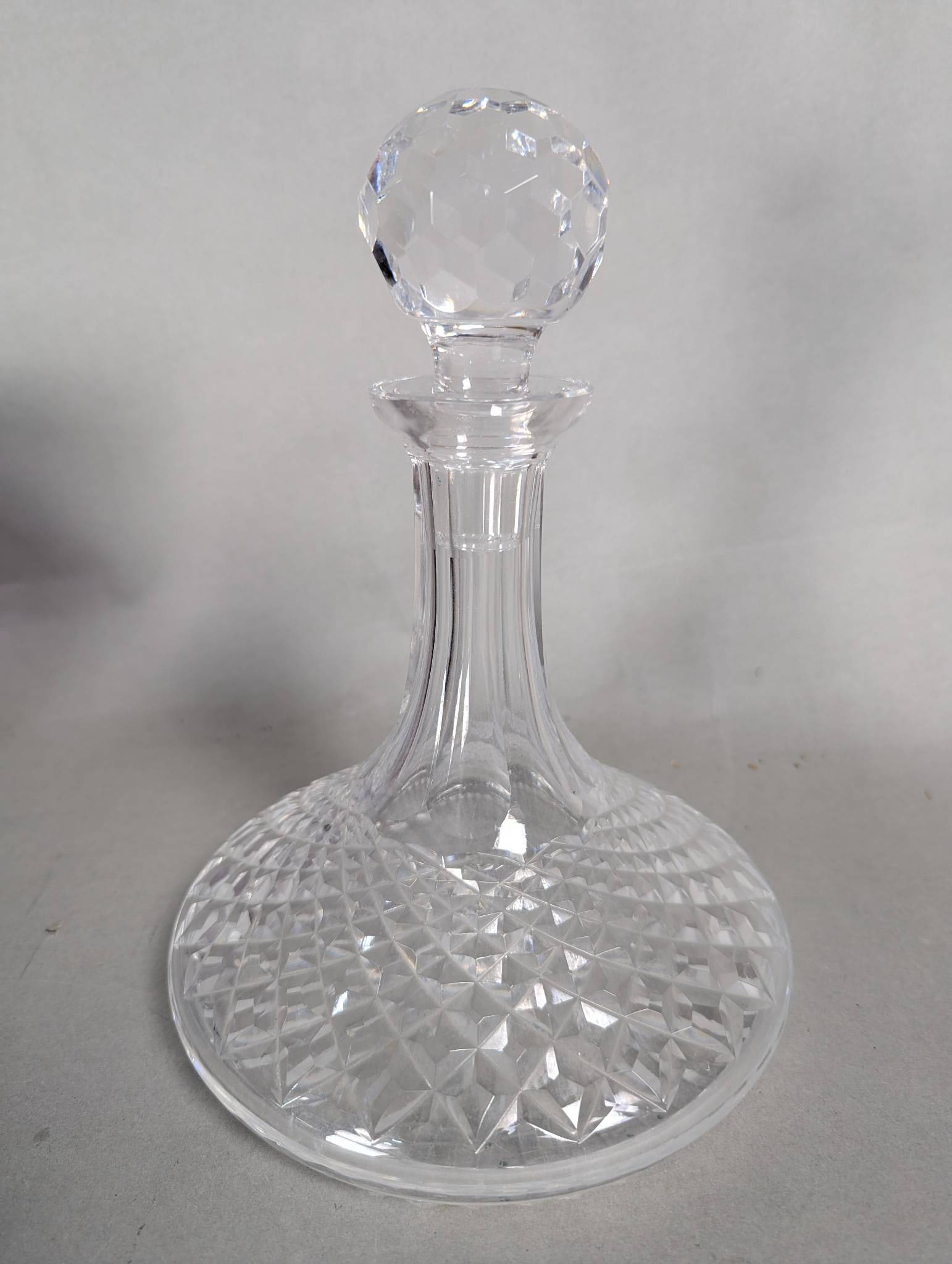 Waterford Crystal Alana Ships Decanter with Stopper (1 of 6)