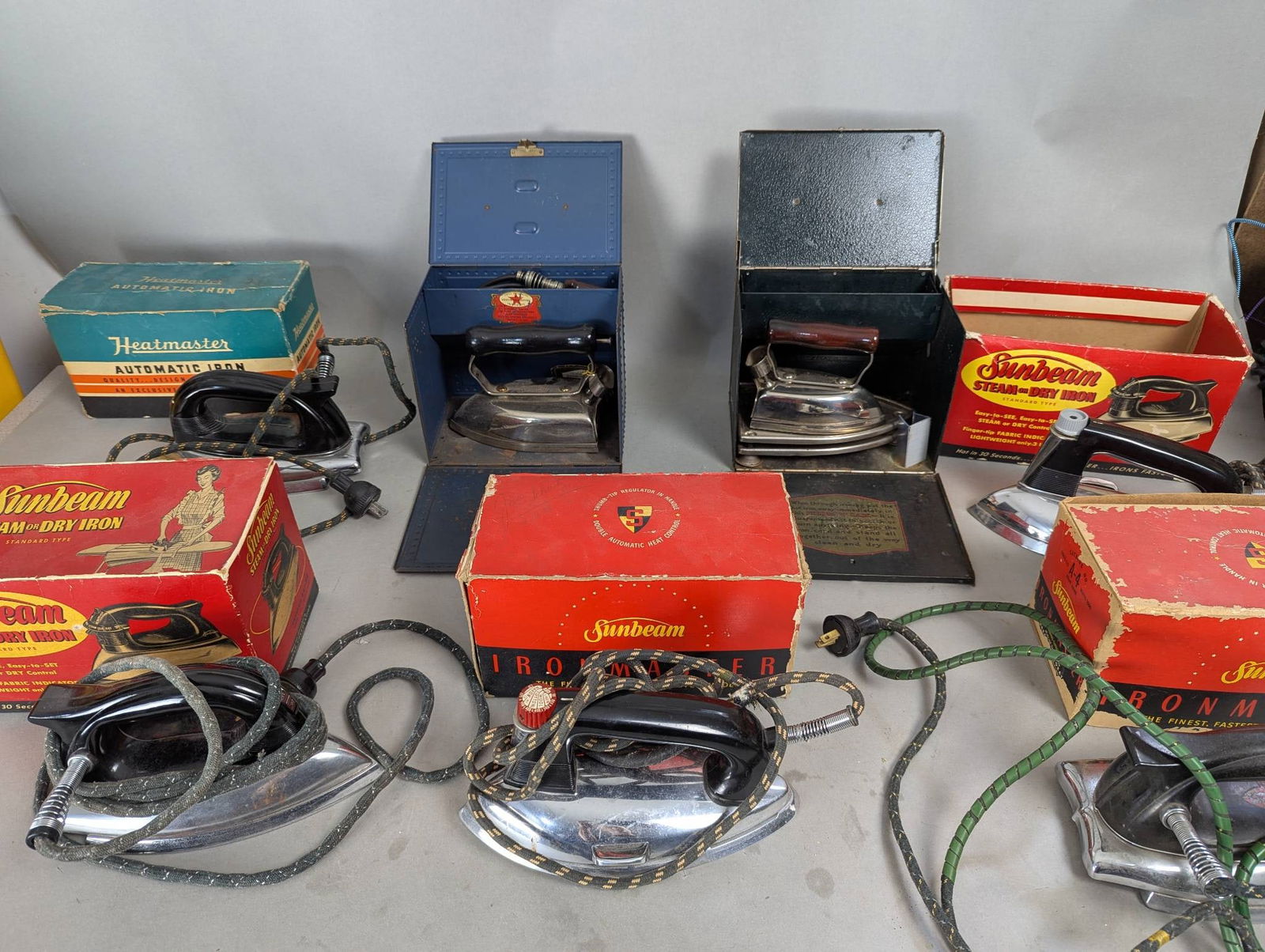 7 Antique Sunbeam Irons in Boxes (1 of 8)