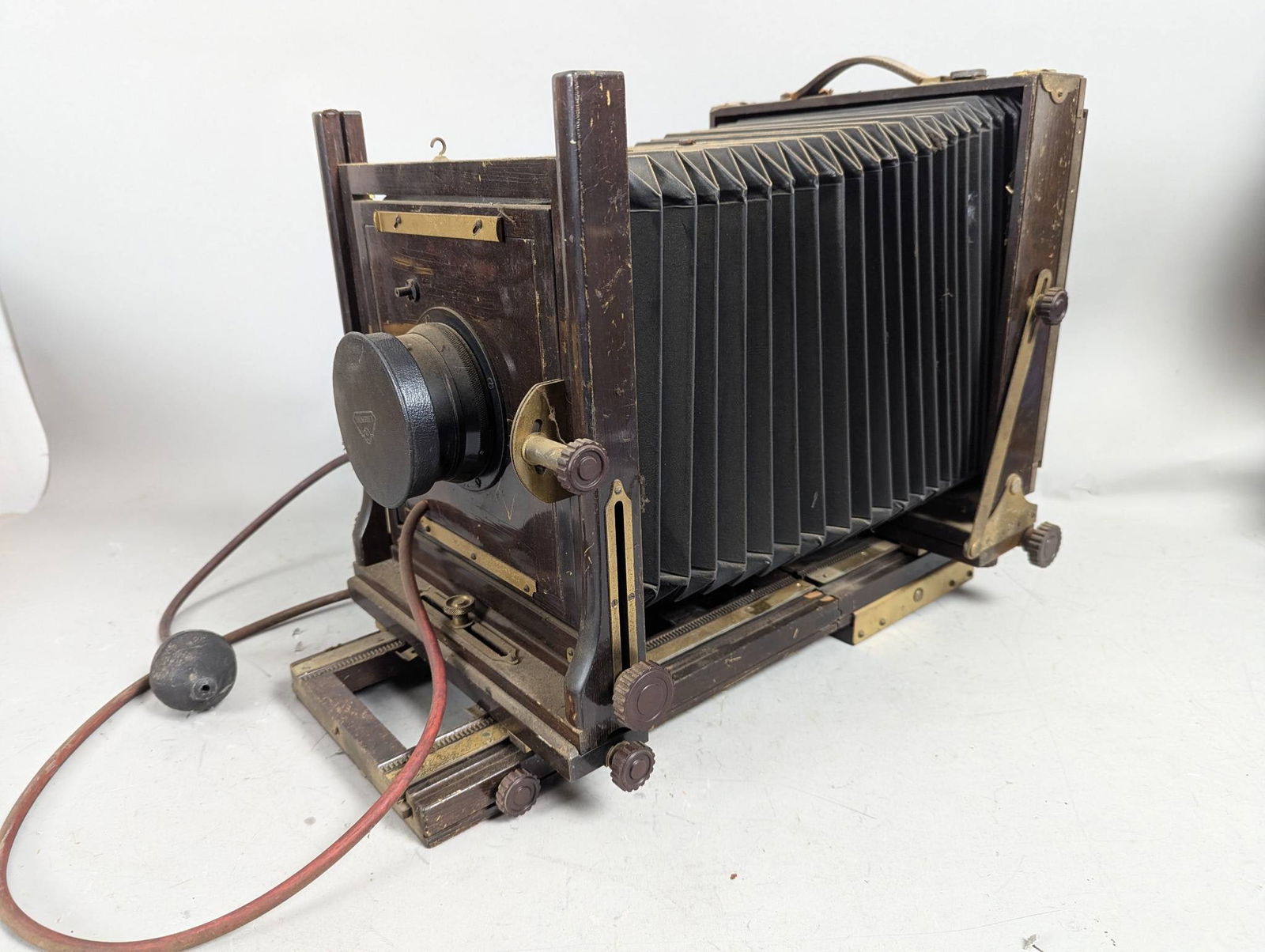 Agfa Ansco Universal View Camera with Brass Fittings and Leather Bellows (1 of 9)