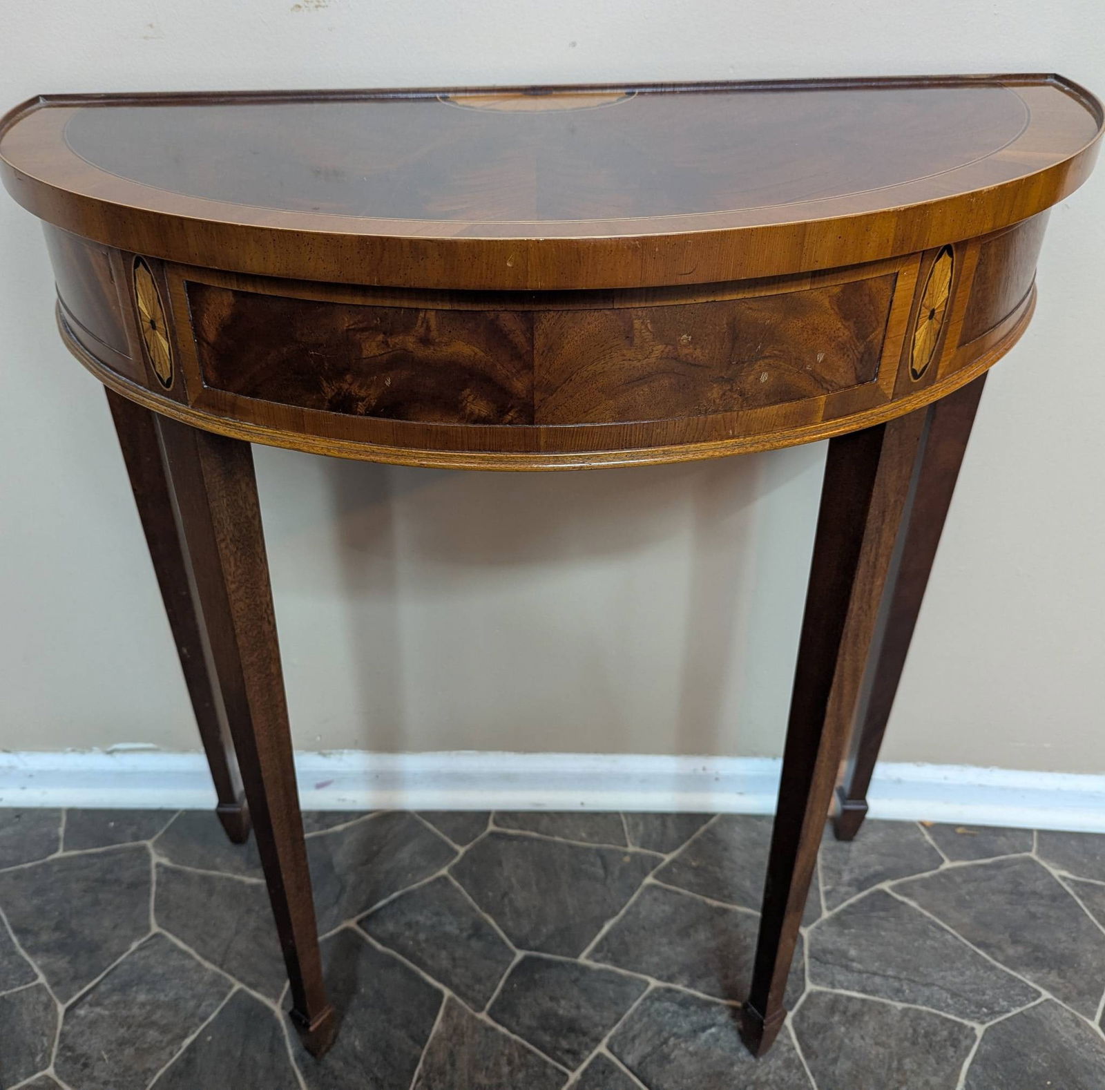 Hekman Federal-Style Demilune Console Table with Inlay Detailing (1 of 9)