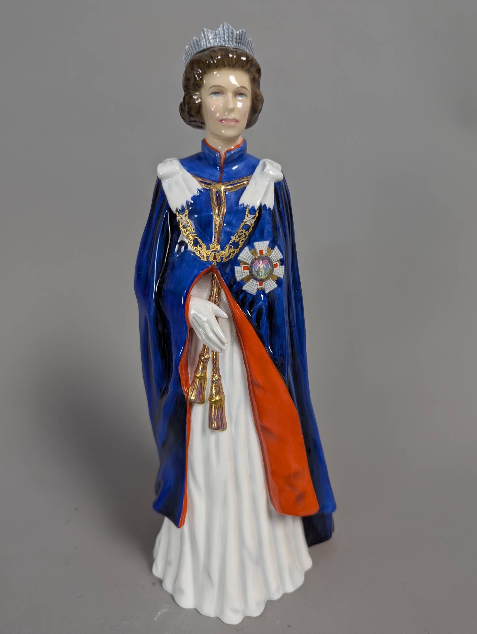 Royal Doulton HN 2878 Queen Elizabeth II Edition Figurine w/ Stand: Royal Doulton figurine titled HN 2878, portraying Queen Elizabeth II. This piece was created to celebrate the 30th anniversary of her coronation, dated June 2nd, 1983. The figurine is labeled as numbe