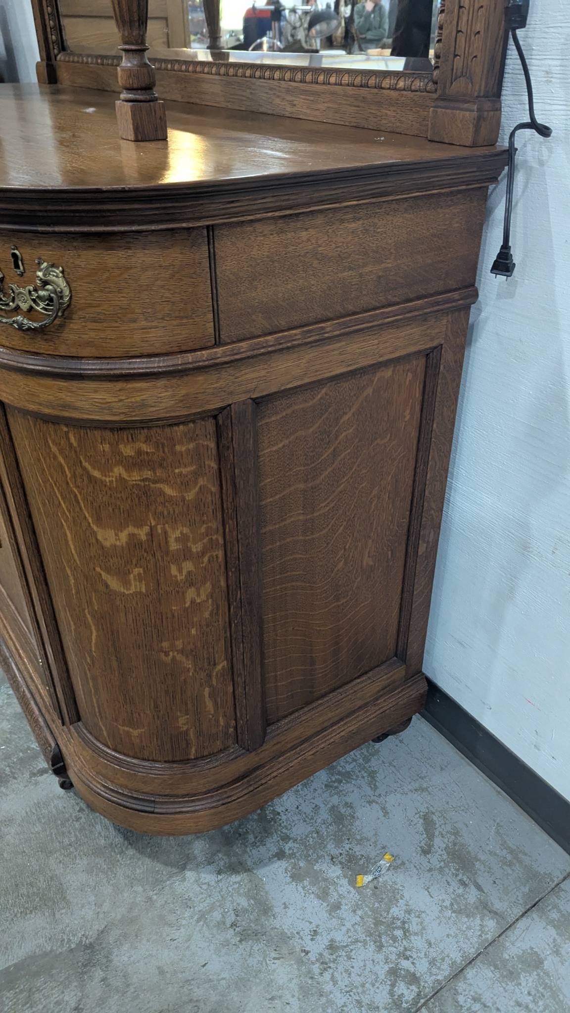 Antique Oak China Cabinet with Ornate Carved Details and Curved Glass Hutch - 10