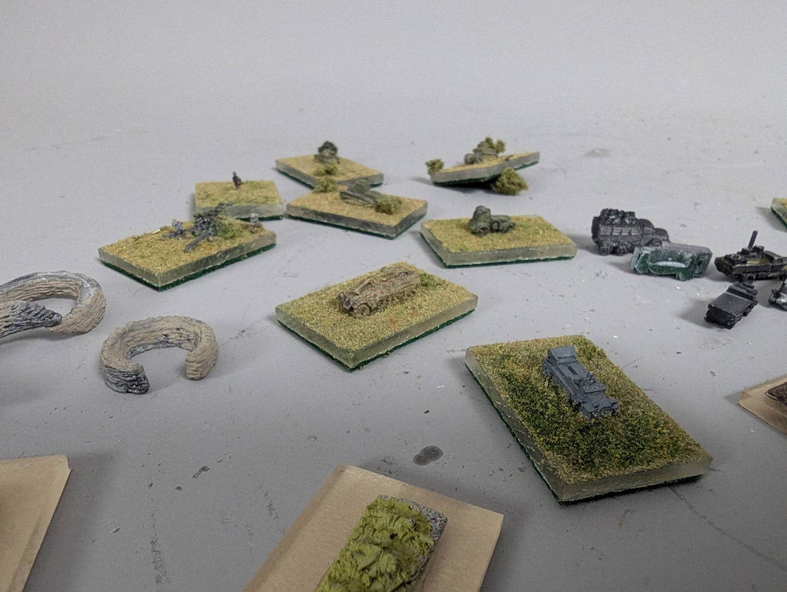 Large Lot Metal Miniatures Depicting WWII Scenes - 11