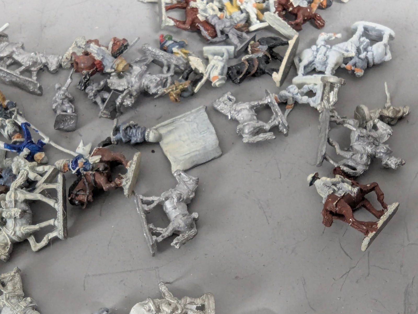 Huge Lot of 20mm Vintage Metal Miniatures in Assorted Themes - 7