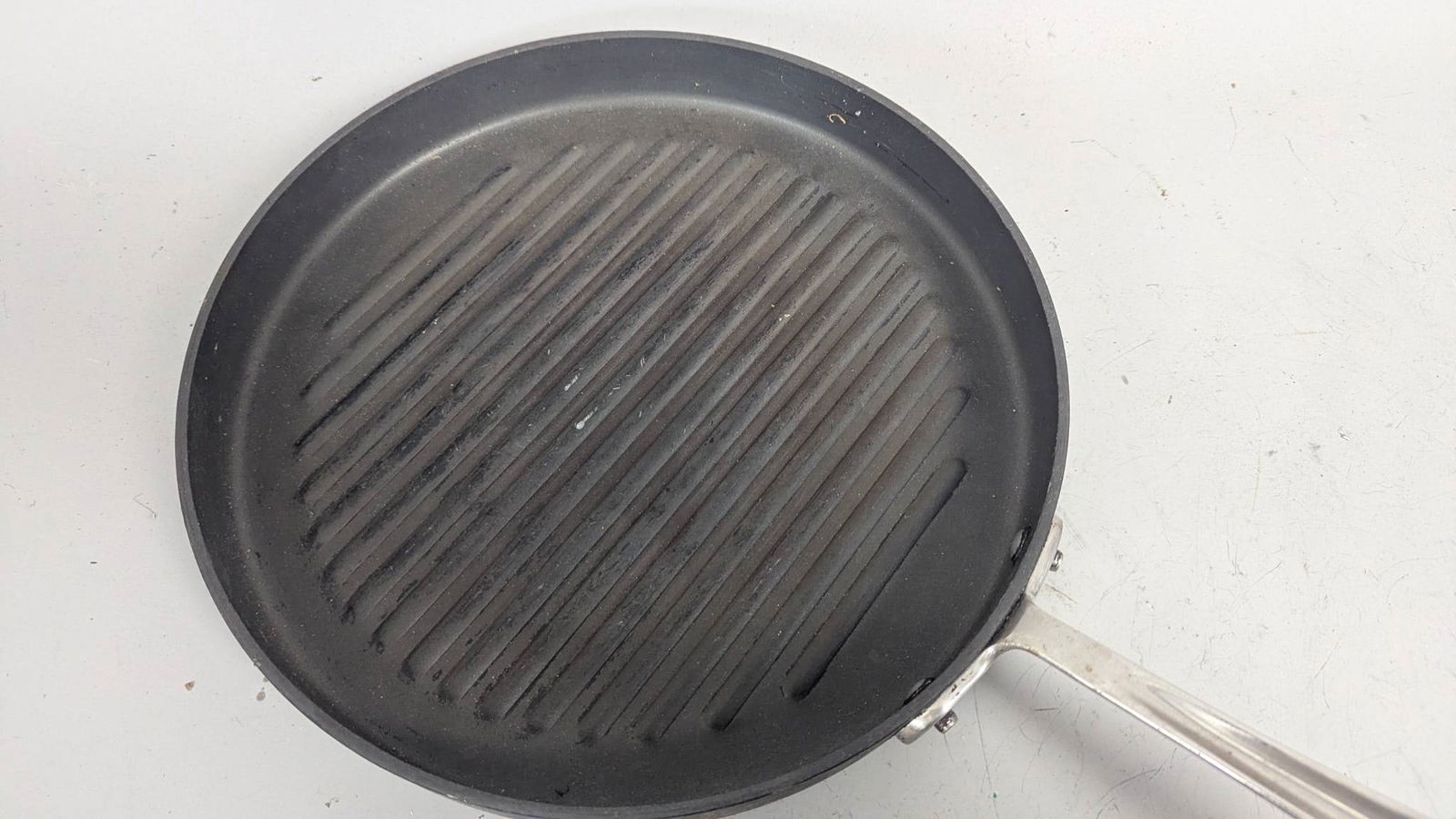 All-Clad Round Nonstick Grill Pan with Stainless Steel Handle - 2