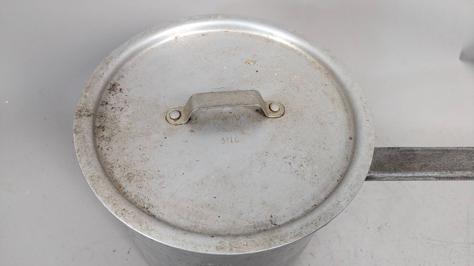 Wear Ever Aluminum Saucepan with Lid and Long Handle 810-6 15qt - 2