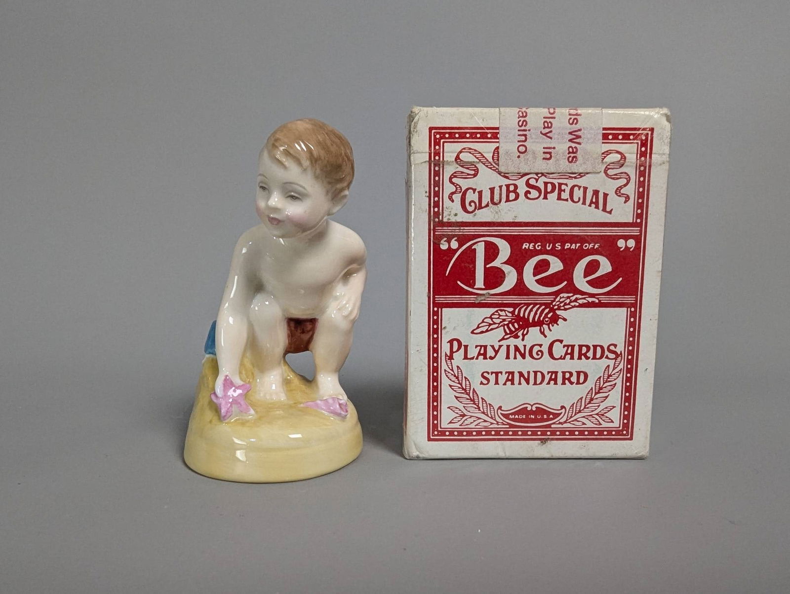 Royal Doulton HN2261 Sea Shore Ceramic Figurine - 7