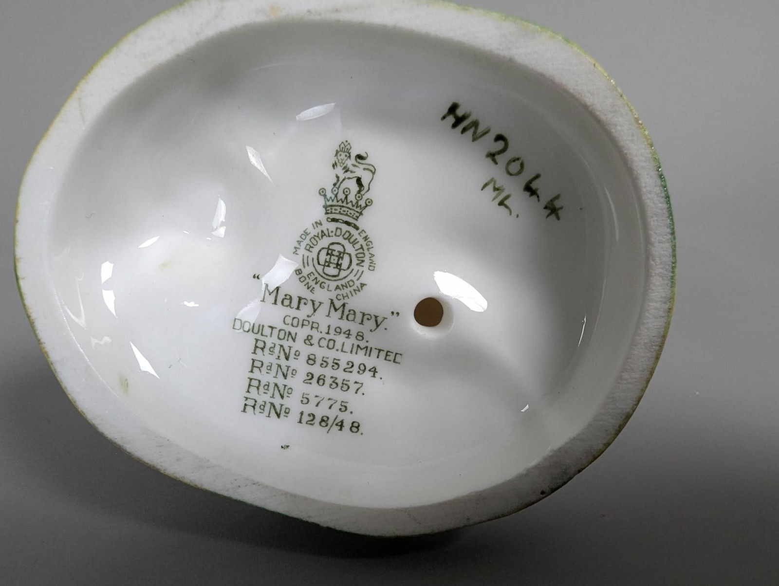 Royal Doulton Figurine HN2044 Mary Mary in Pink Dress - 6