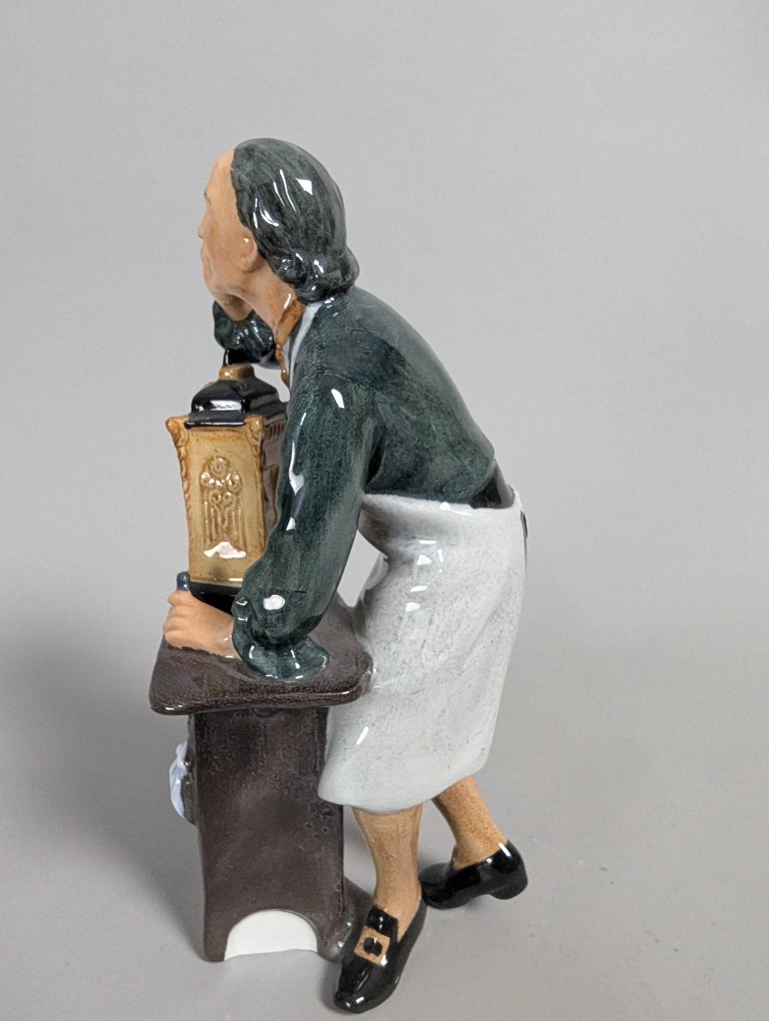 Royal Doulton HN2279 The Clockmaker Figurine - 2