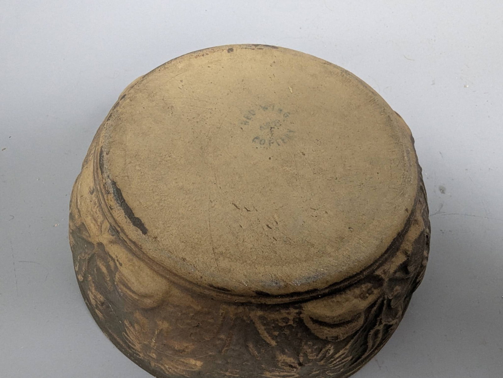 8 Vintage Art Pottery Pieces Including Red Wing and Roseville - 14