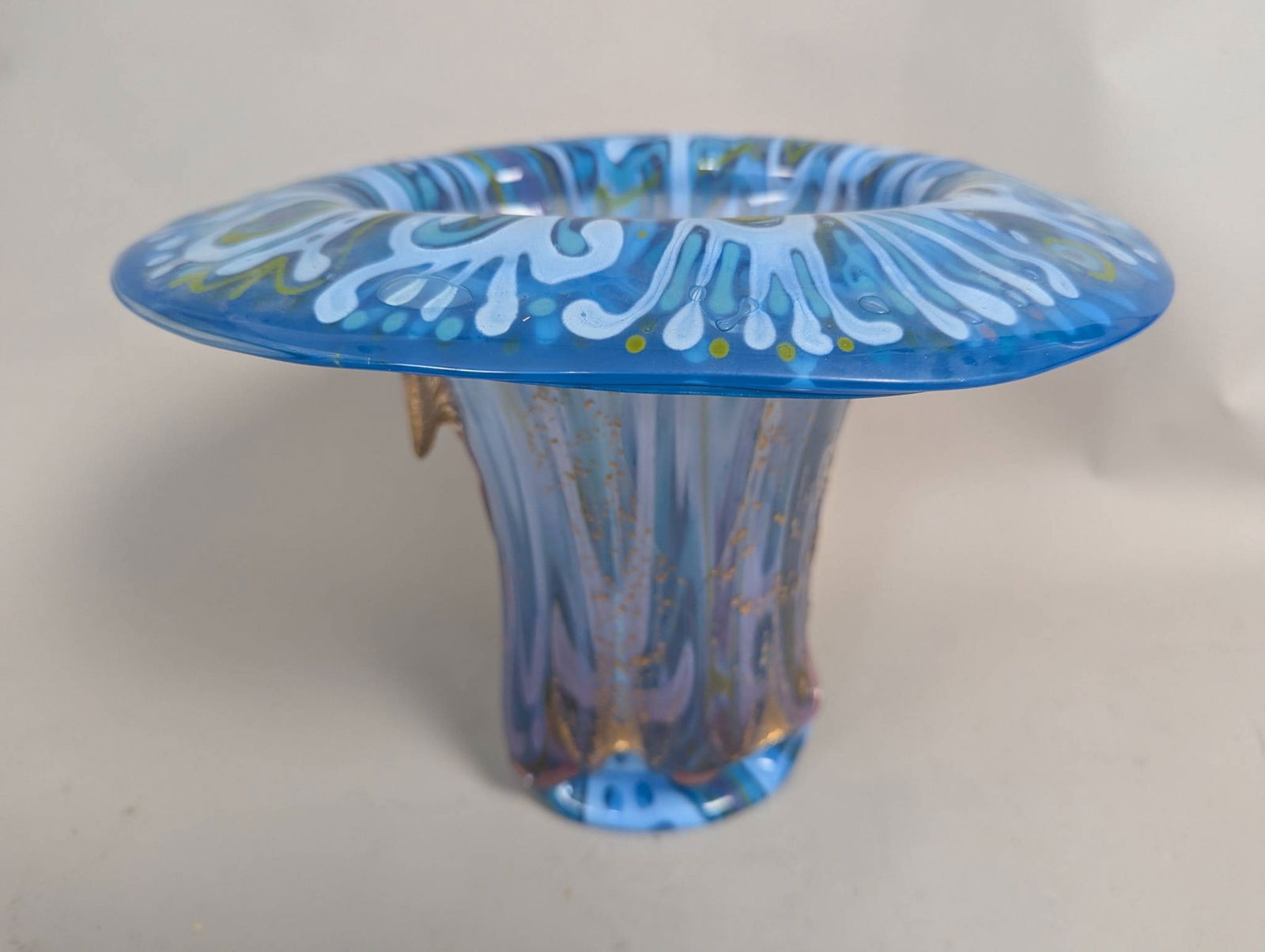 Higgins Studio Hand-Blown Art Glass Vase with Blue and White Decoration (1 of 6)