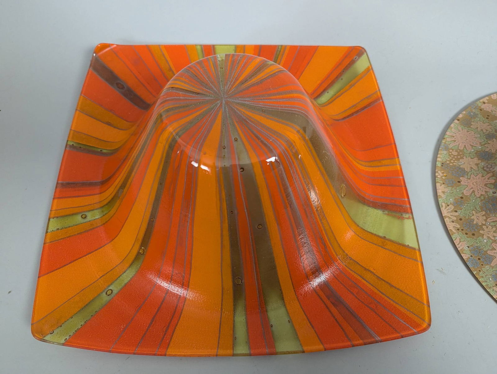 Pair Higgins Art Glass Large Center Bowls in Distinctive Designs - 5