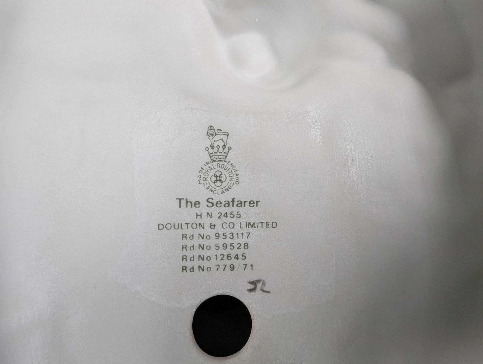 Royal Doulton Figurines Including The Helmsman Lunchtime The Seafarer and The Lobster Man - 7