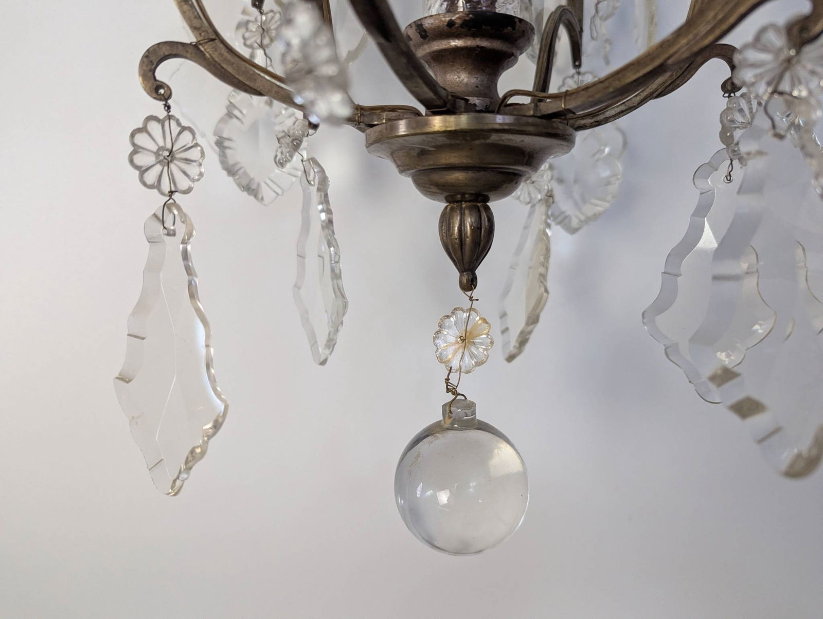 Antique French Brass and Crystal Chandelier in Louis XVI Style - 5