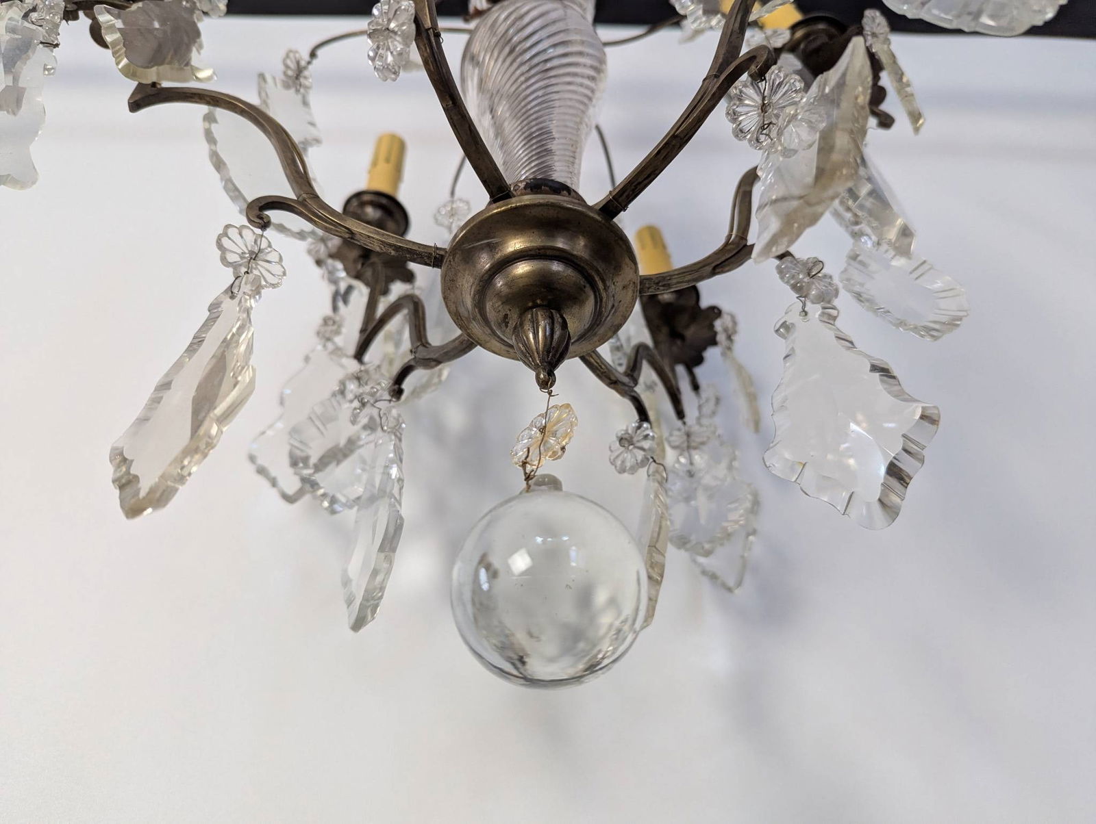 Antique French Brass and Crystal Chandelier in Louis XVI Style - 9