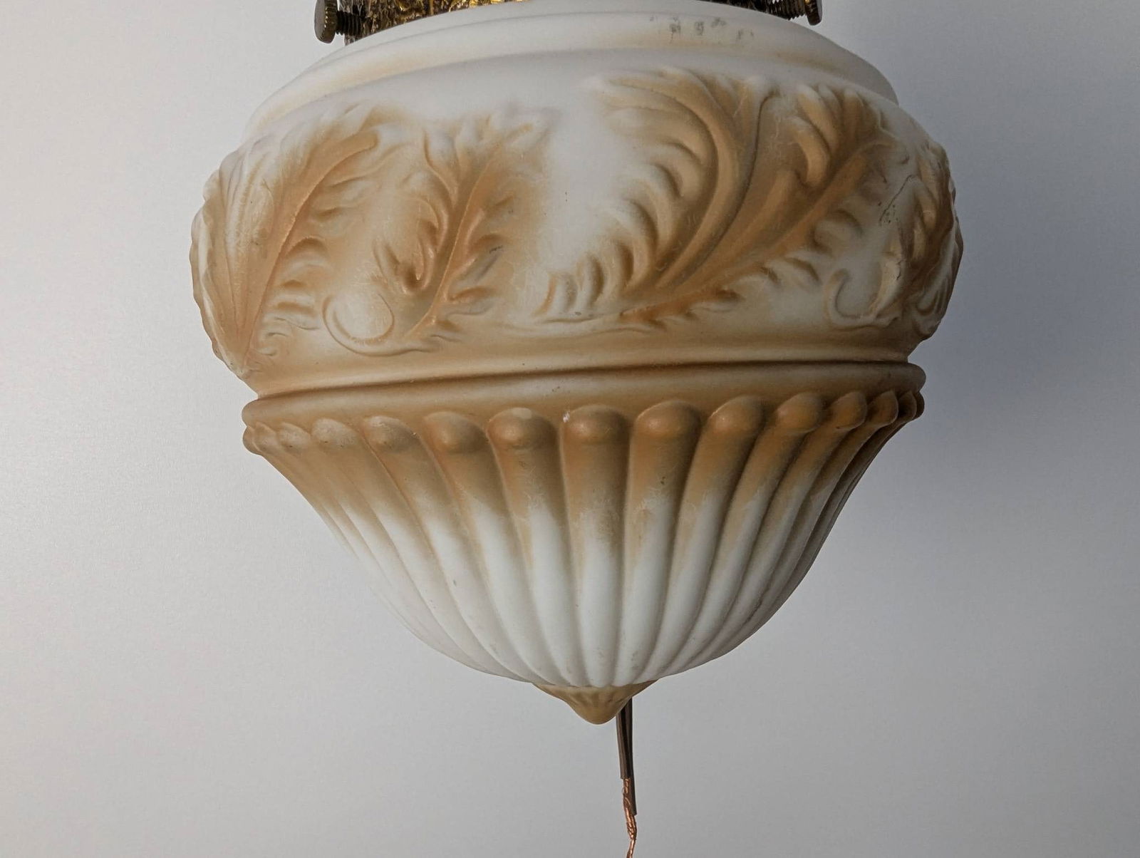 Art Nouveau or Hollywood Regency Pendant Light with Leaf Pattern Shade - 3