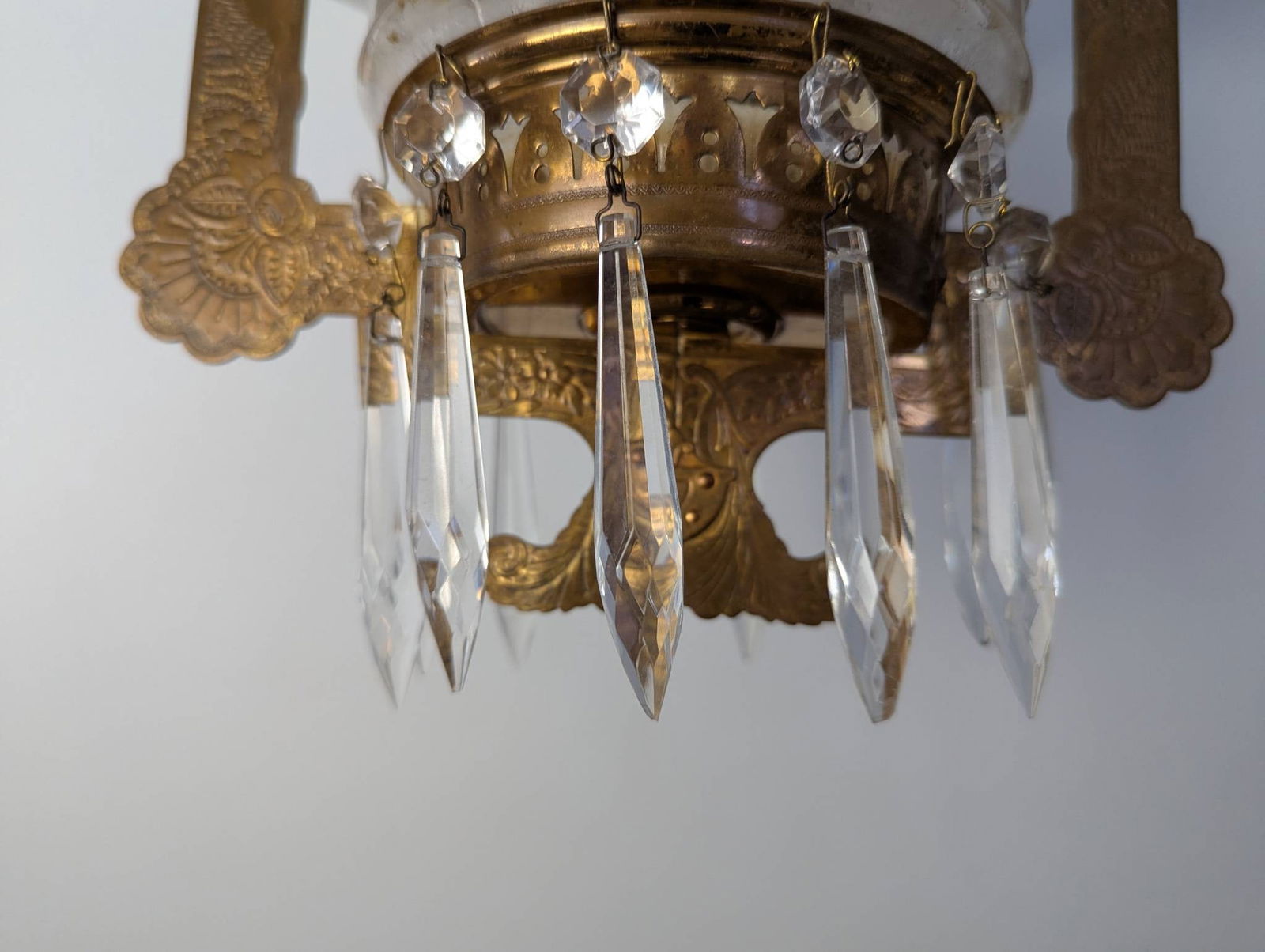 Antique Victorian Parlor Hanging Oil Lamp Converted to Electricity - 7