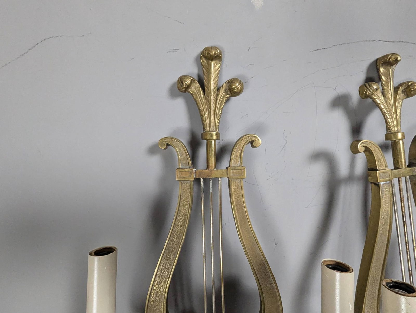 Brass Lyre-Shaped Wall Sconces in Neoclassical Style - 2
