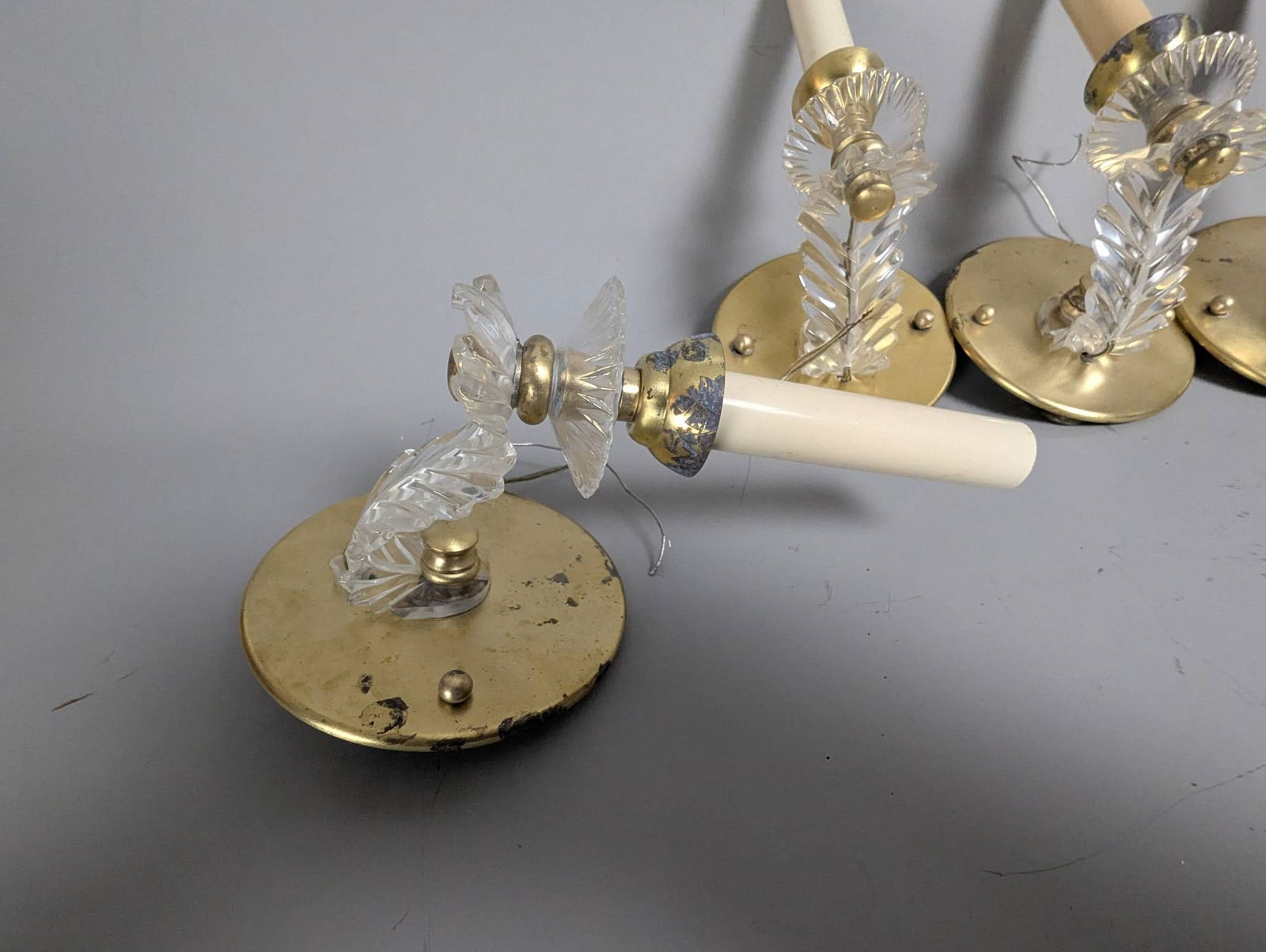 Four Vintage Brass and Crystal Wall Sconces with Decorative Leaf Prism - 3