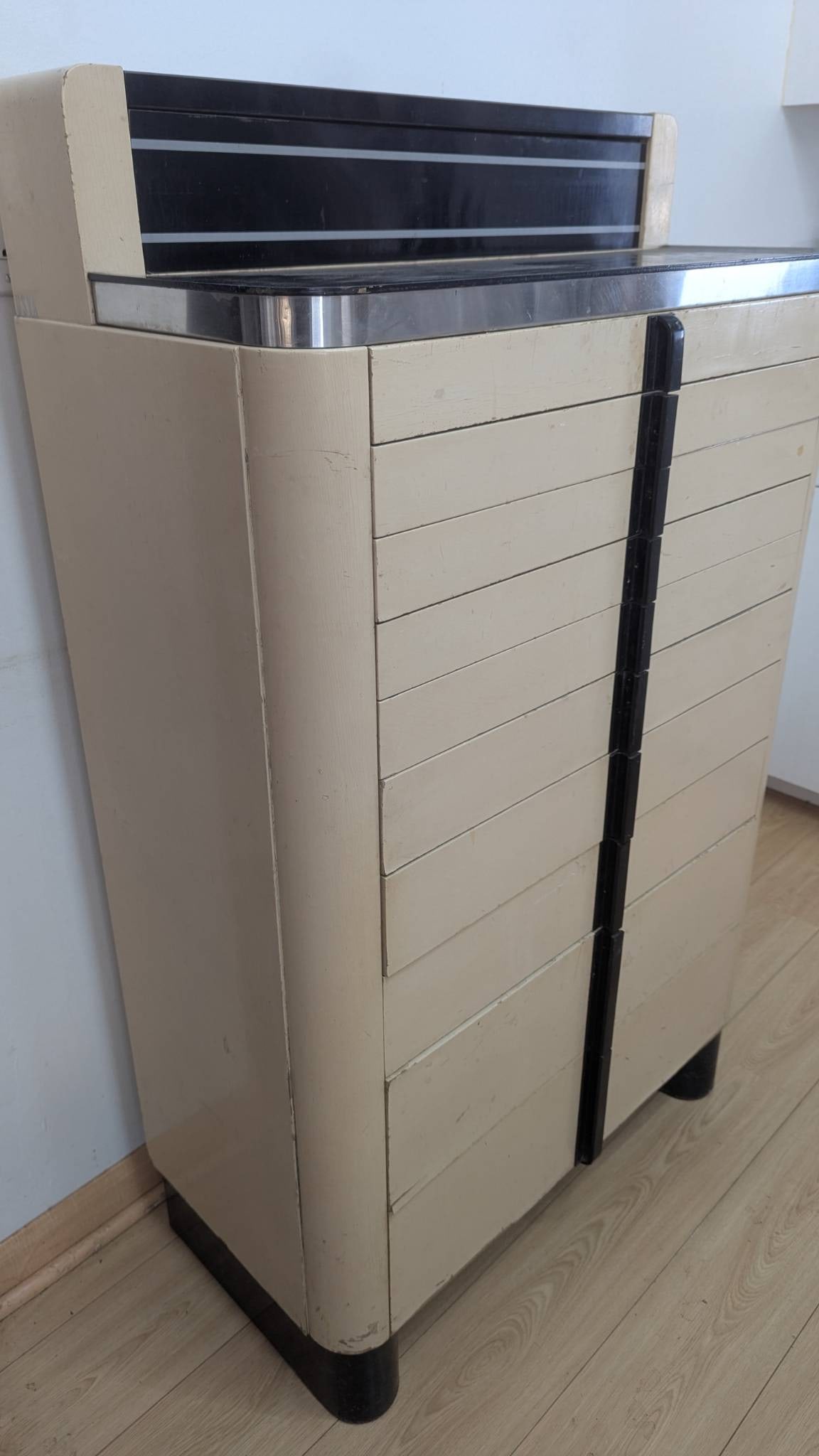 Vintage Art Deco Dental Cabinet by The American Cabinet Co - 3