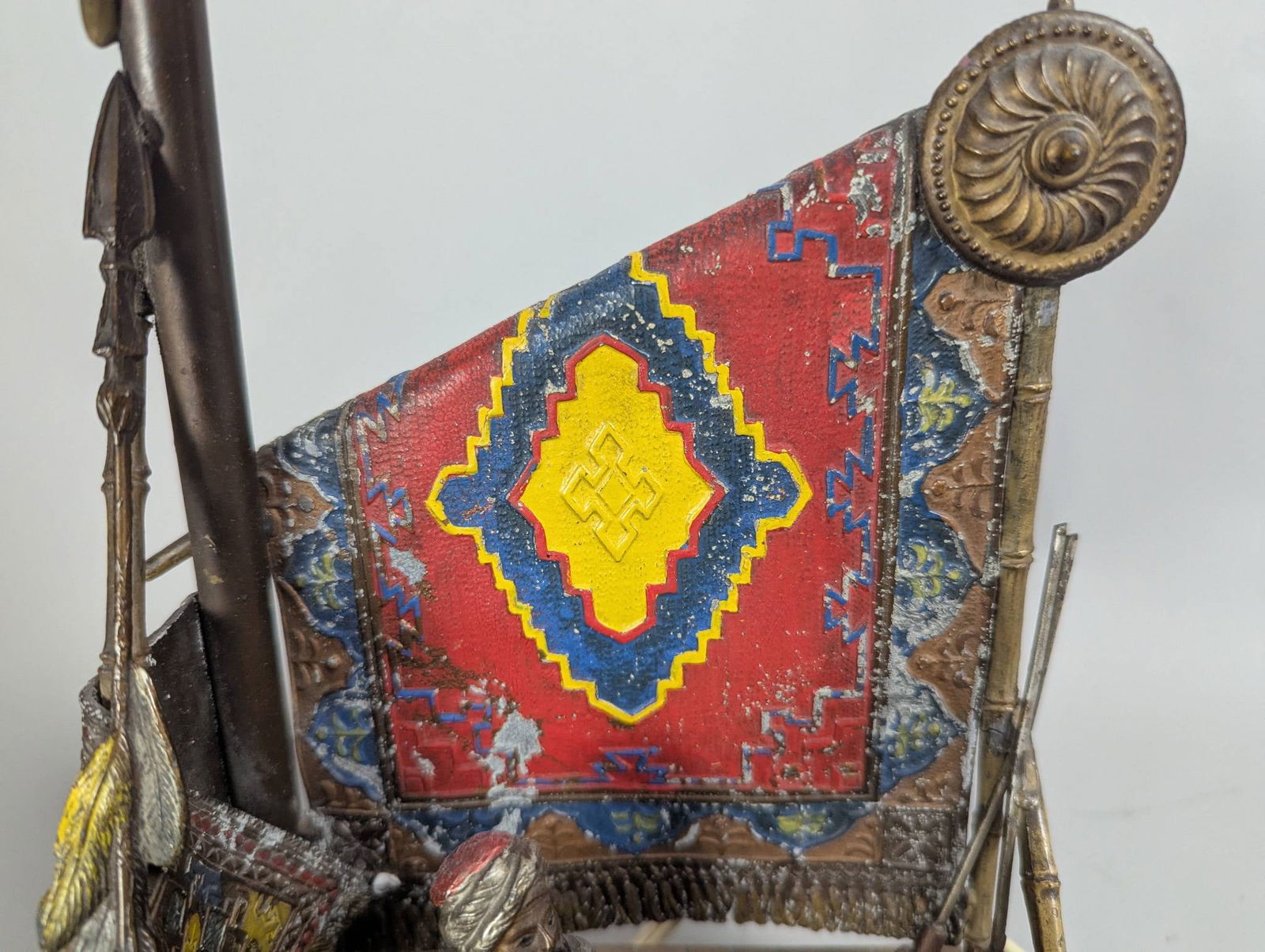 Antique Austrian Cold-Painted Bronze Figural Lamp Attributed to Franz Bergmann - 3