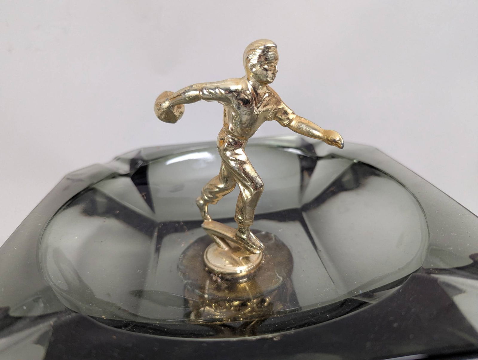 Vintage 1967 Bowling Trophy Ashtray with Gold-Toned Bowler Figurine - 2
