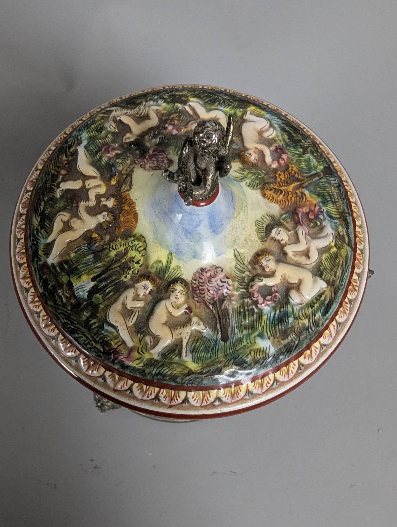 Reuge Capodimonte Porcelain Musical Cigarette or Lipstick Dispenser - 6