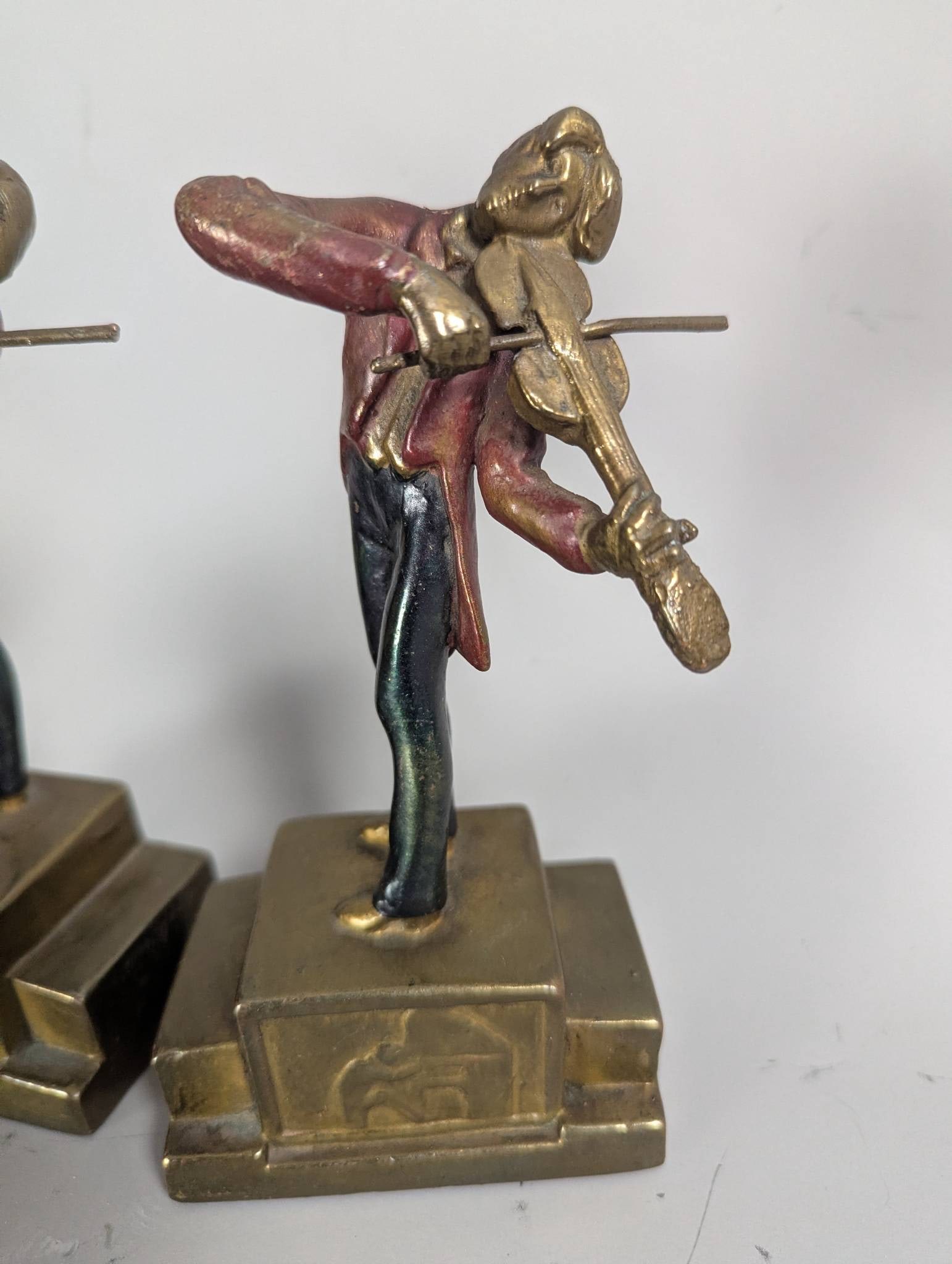 Armor Bronze Huck Finn Bookends with Bronze-Clad Finish - 2