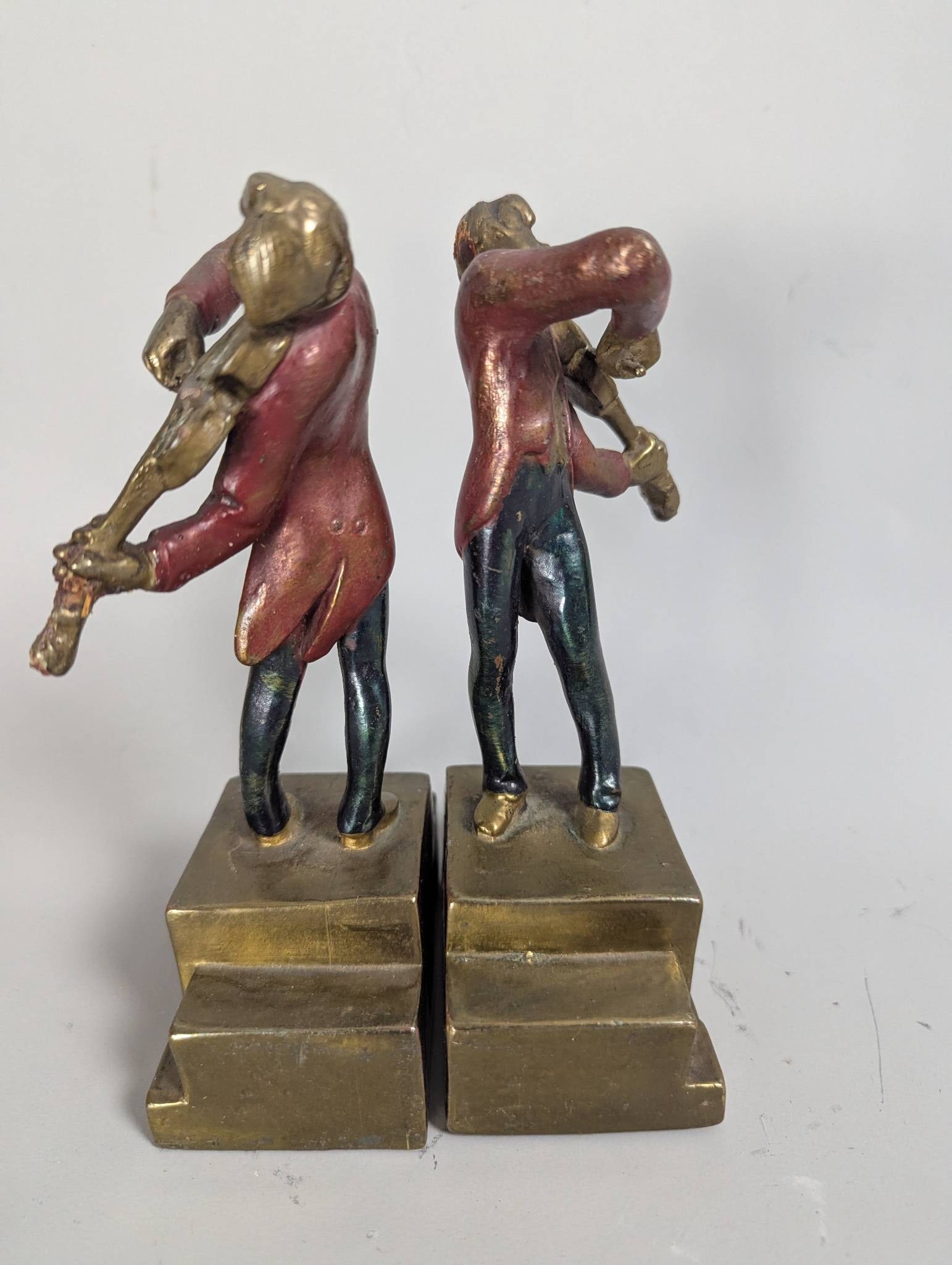 Armor Bronze Huck Finn Bookends with Bronze-Clad Finish - 3