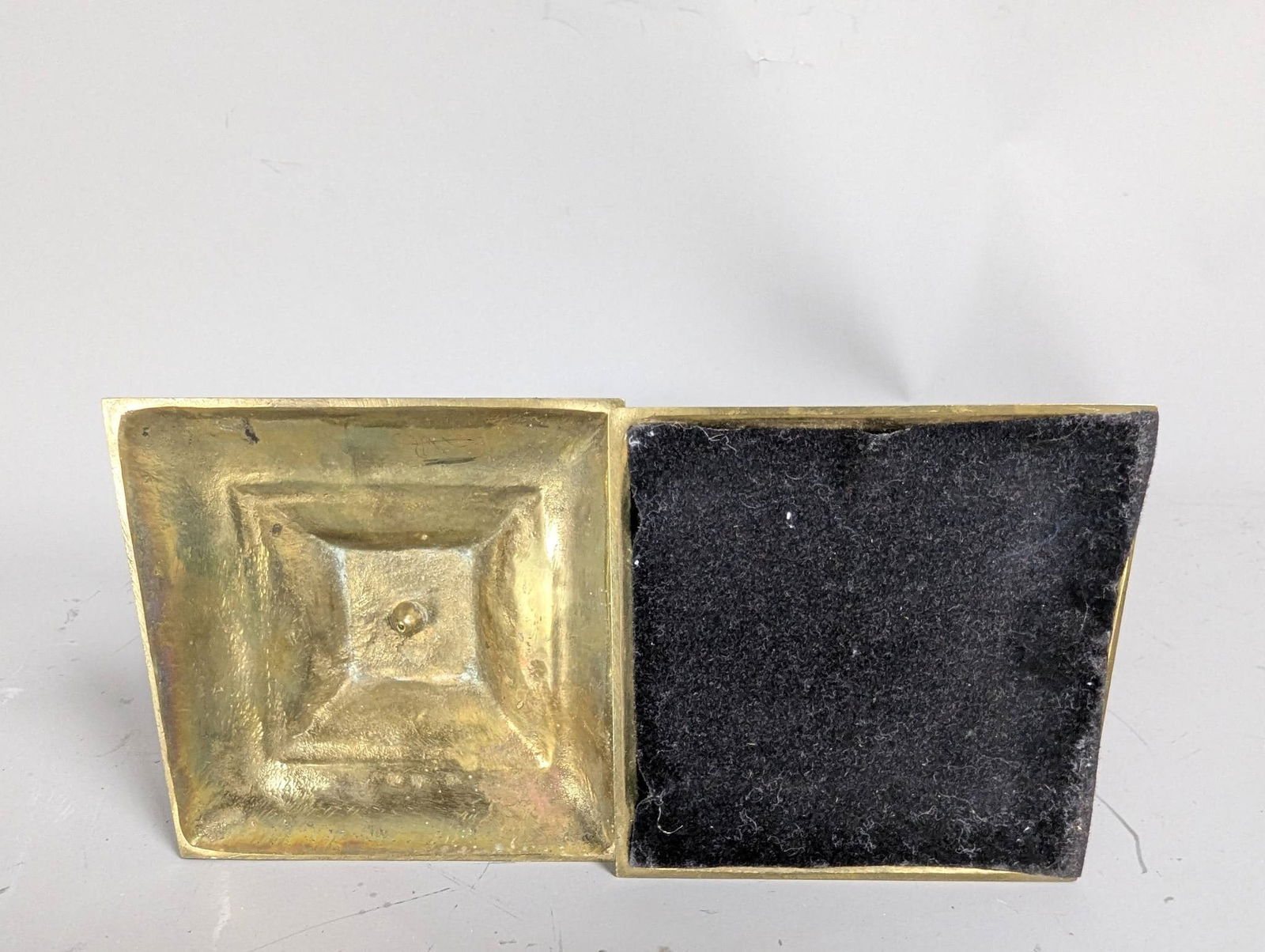 Antique Brass and Marble Column Candlesticks with Acanthus Motifs - 5