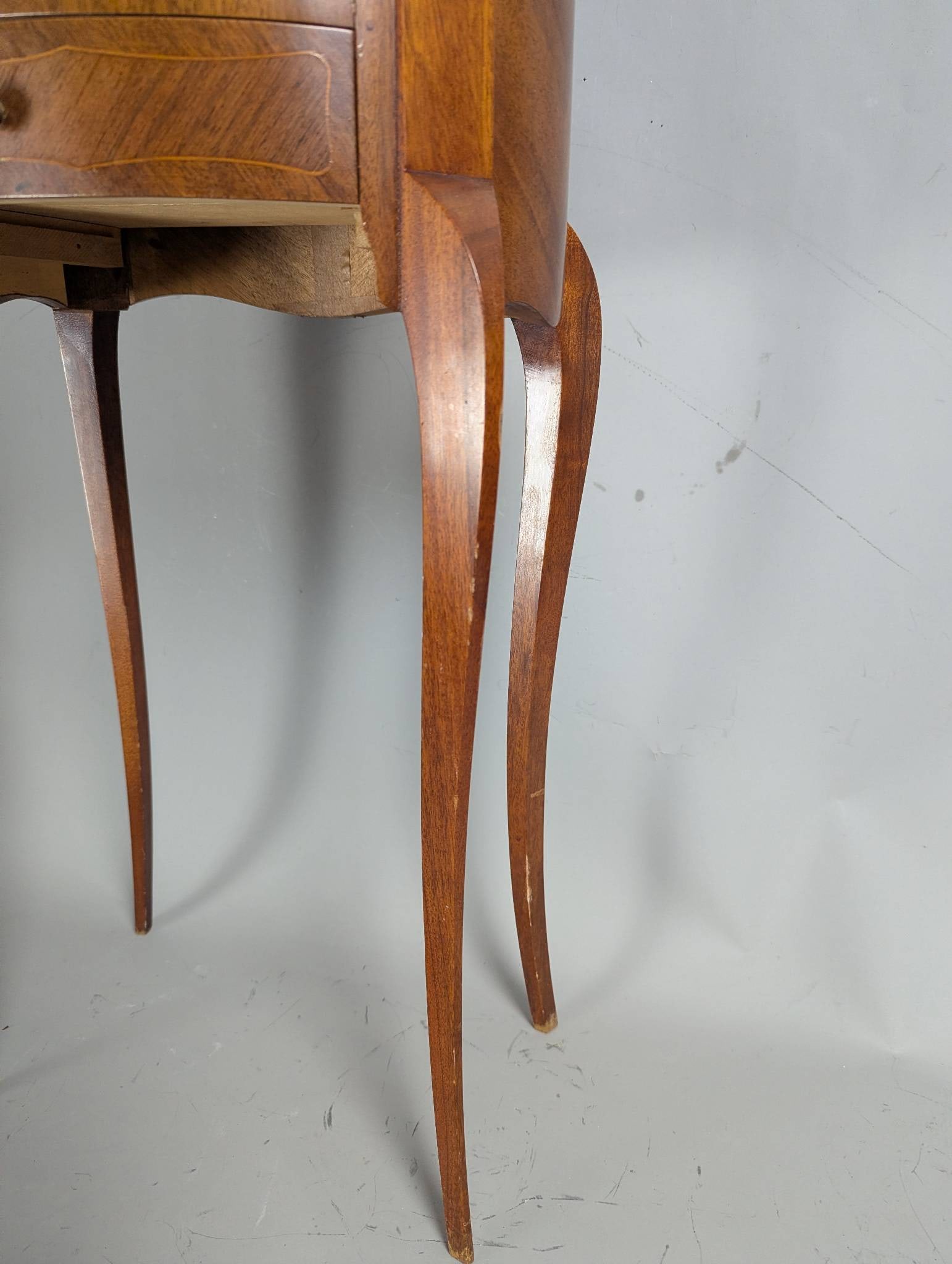 French Louis XV-Style Tulipwood Veneer Bedside Table by Jibe - 4