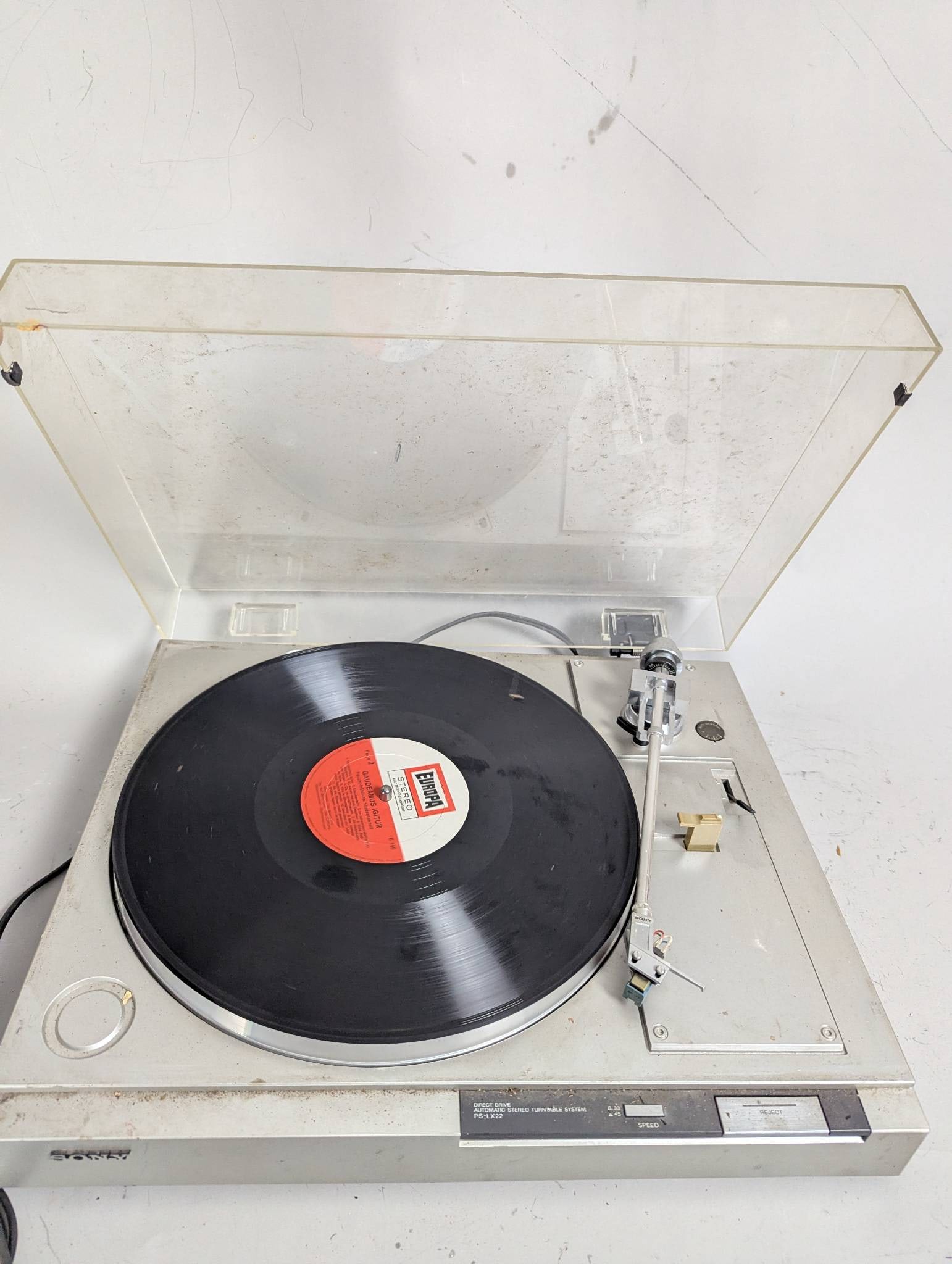 Sony PS-LX22 Stereo Turntable System (1 of 8)