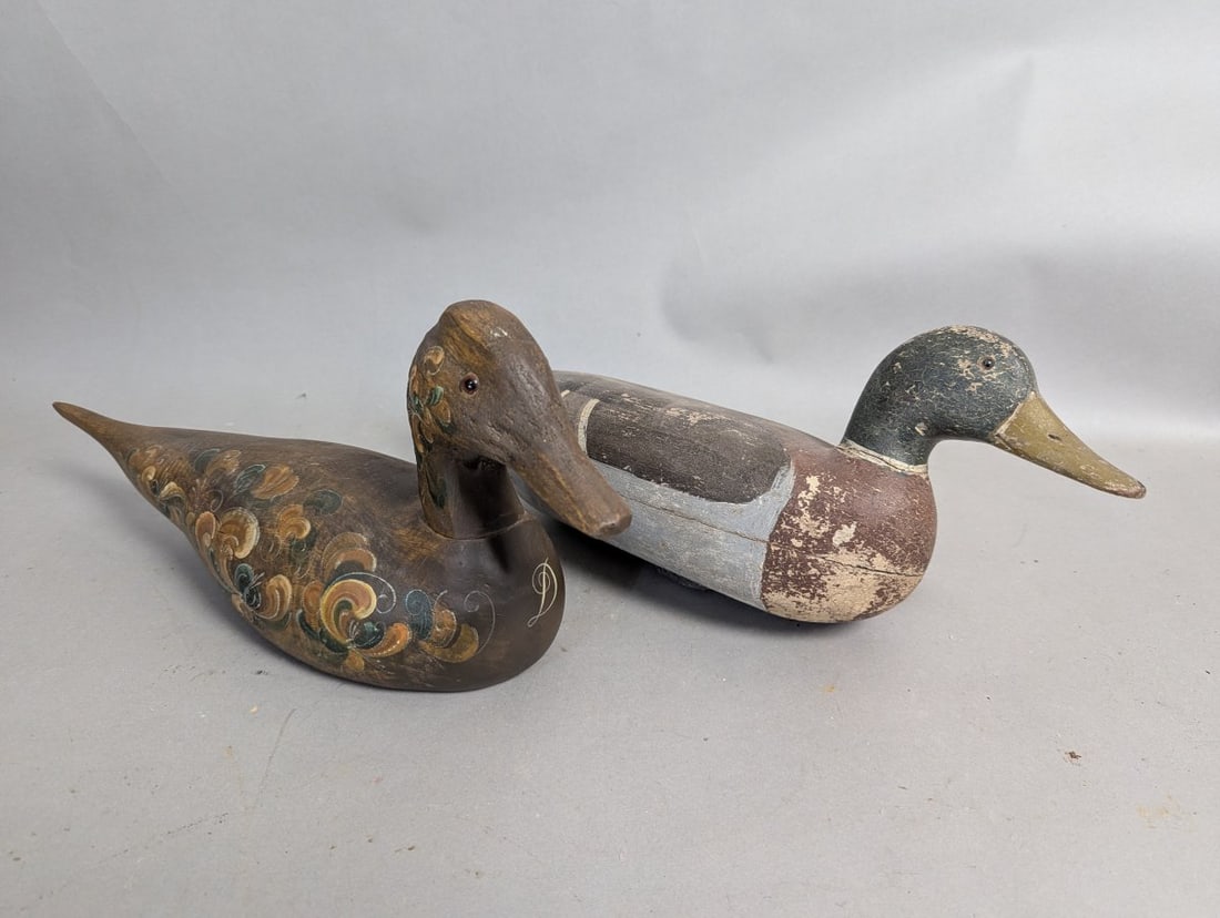 Charming Vintage Duck Decoy Set with Distinctive Styles: **Important** Please read below description on how to avoid high shipping costs. Up for bid is a captivating set of decorative duck decoys, each approximately 8" high, 17" long, and 6" wide. These vin
