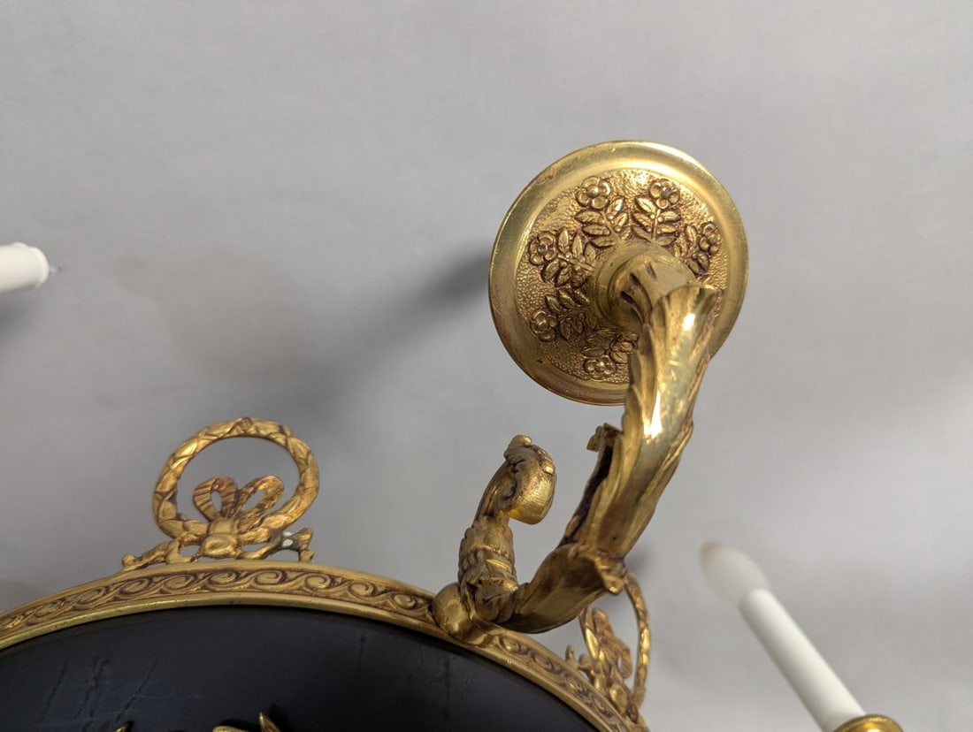 Elegant Vintage Brass and Black Chandelier Classic Decorative Lighting - 5