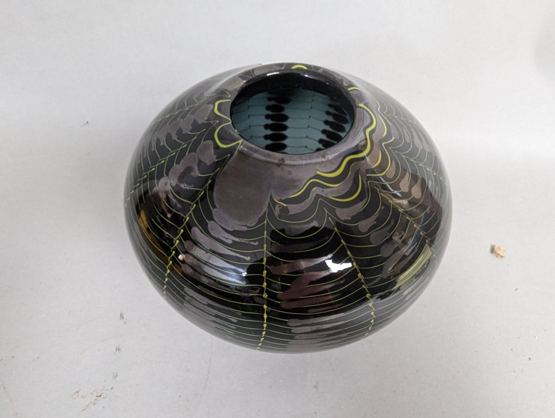 Unique Hand Blown Art Glass Vase Modern Design Collectible Decor - 2