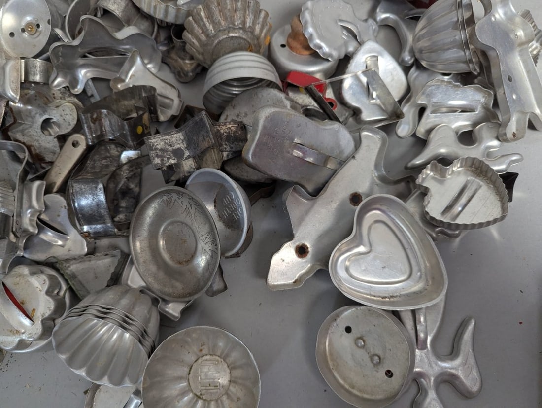 Huge Lot Vintage Aluminum Metal Cookie Cutters Unique Kitchen Items - 11