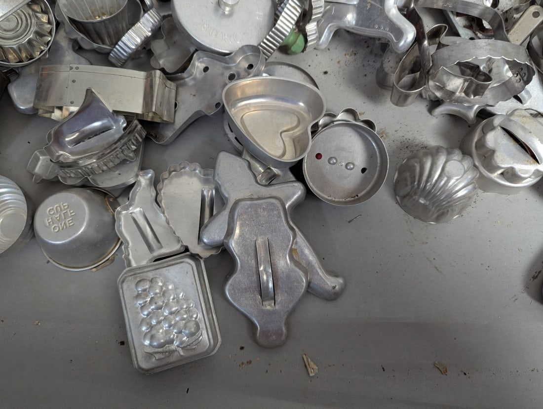 Huge Lot Vintage Aluminum Metal Cookie Cutters Unique Kitchen Items - 5