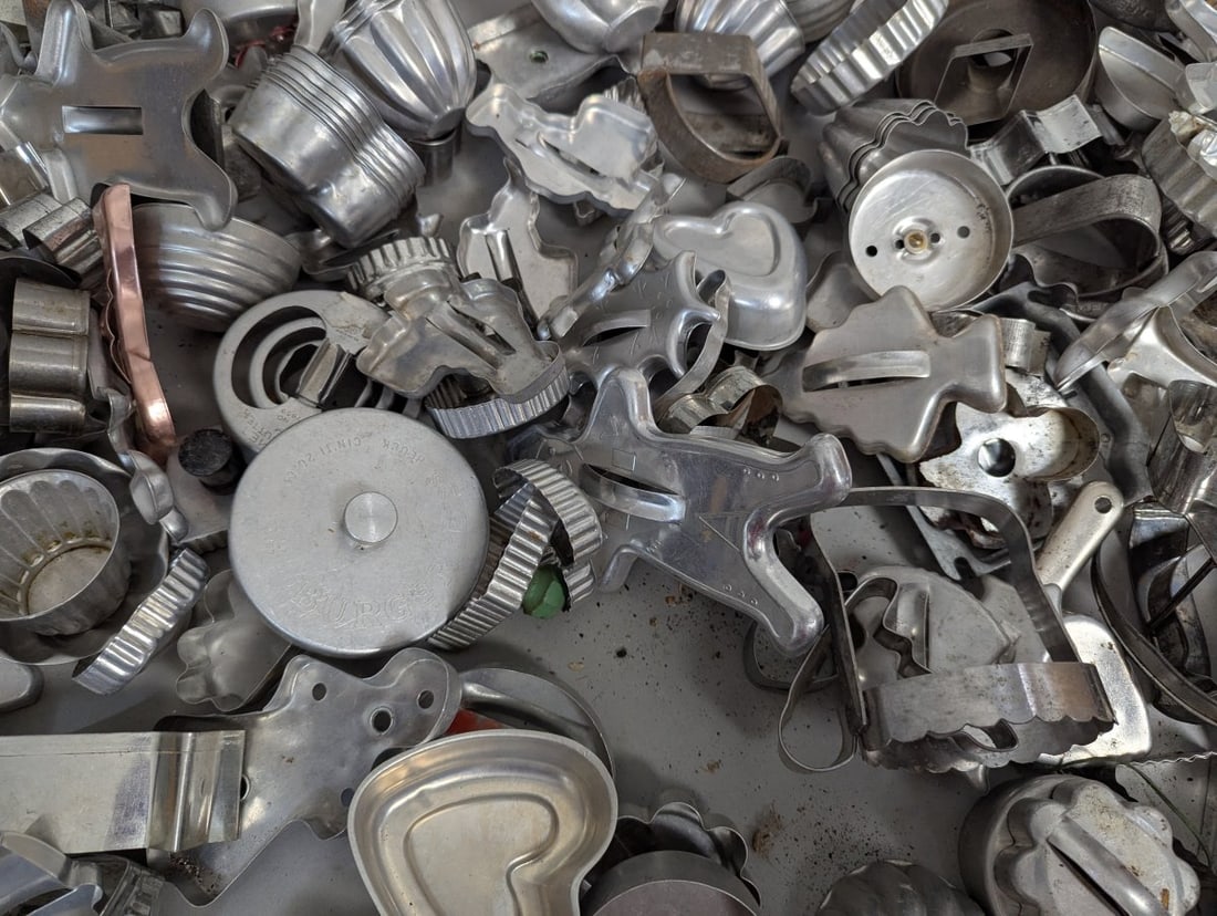 Huge Lot Vintage Aluminum Metal Cookie Cutters Unique Kitchen Items - 6