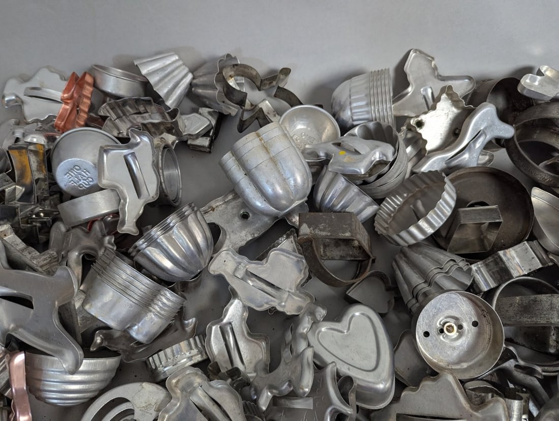Huge Lot Vintage Aluminum Metal Cookie Cutters Unique Kitchen Items - 7