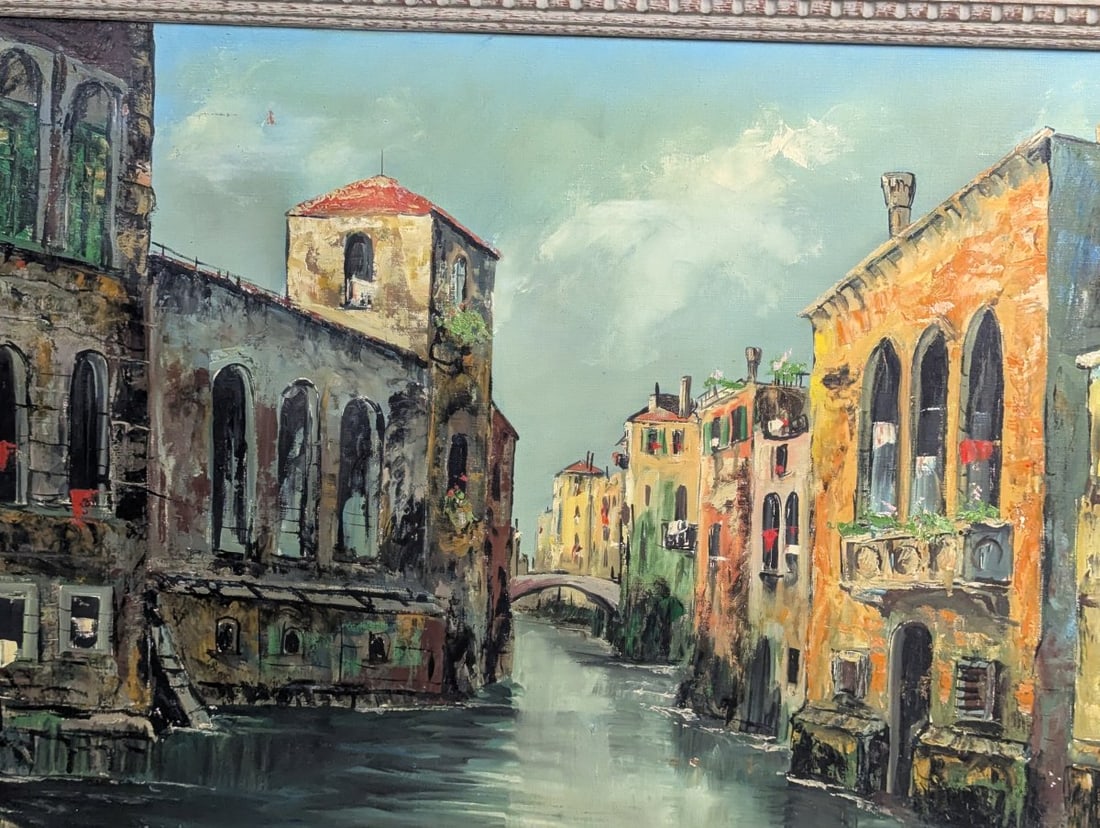Signed Venetian Canal Scene Oil Painting by Valdi - 3