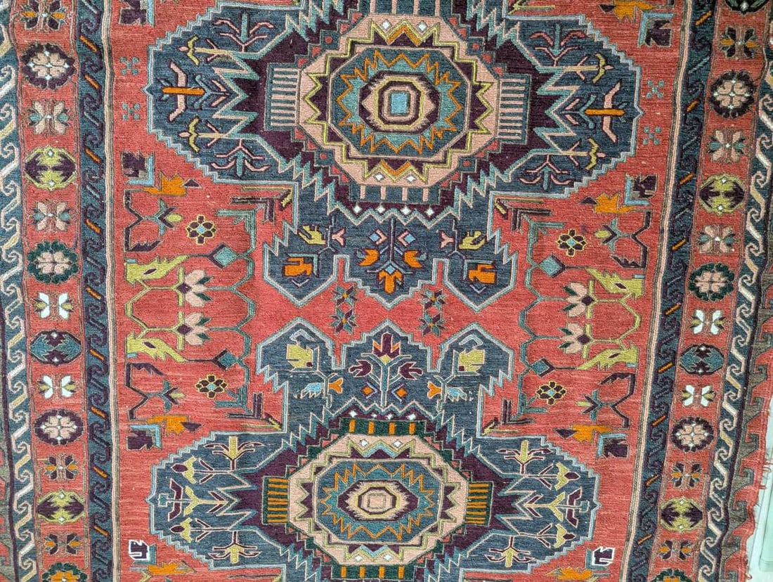Stunning Handwoven Soumak Rug from Azerbaijan with Geometric Designs - 7