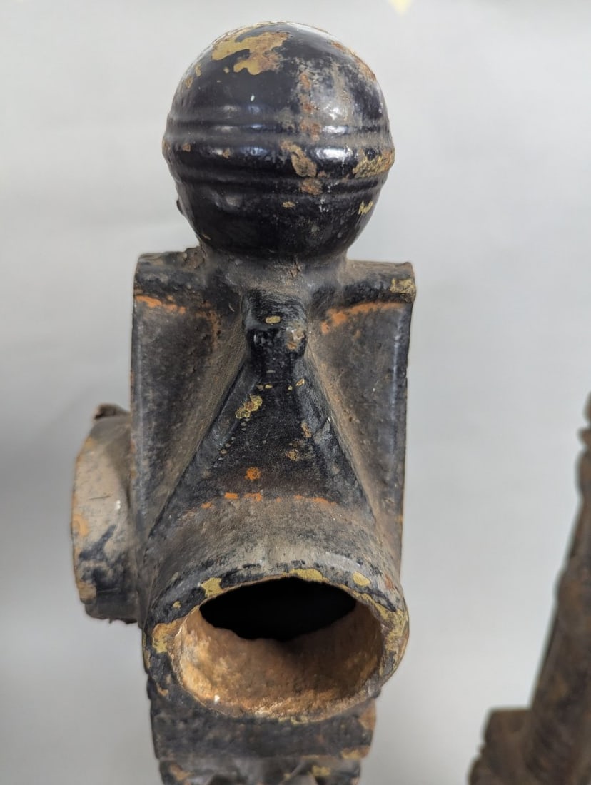 Set of 4 Victorian Cast Iron Newel Posts Architectural Salvage Garden Decor - 2