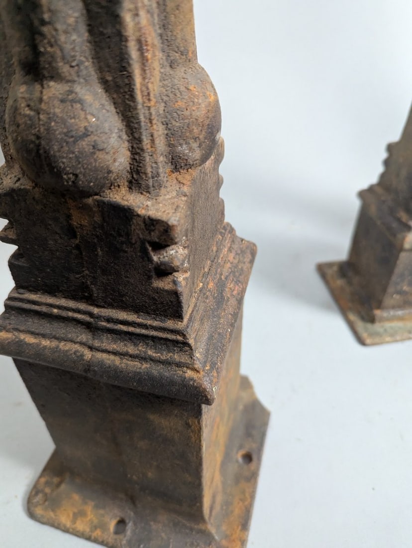Set of 4 Victorian Cast Iron Newel Posts Architectural Salvage Garden Decor - 9