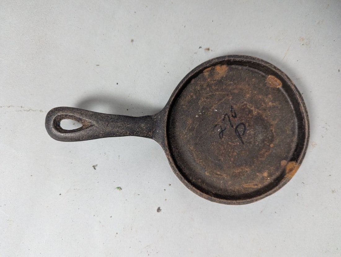 Vintage Cast Iron Skillet Set Lodge Wagner Collection Restore Required - 4