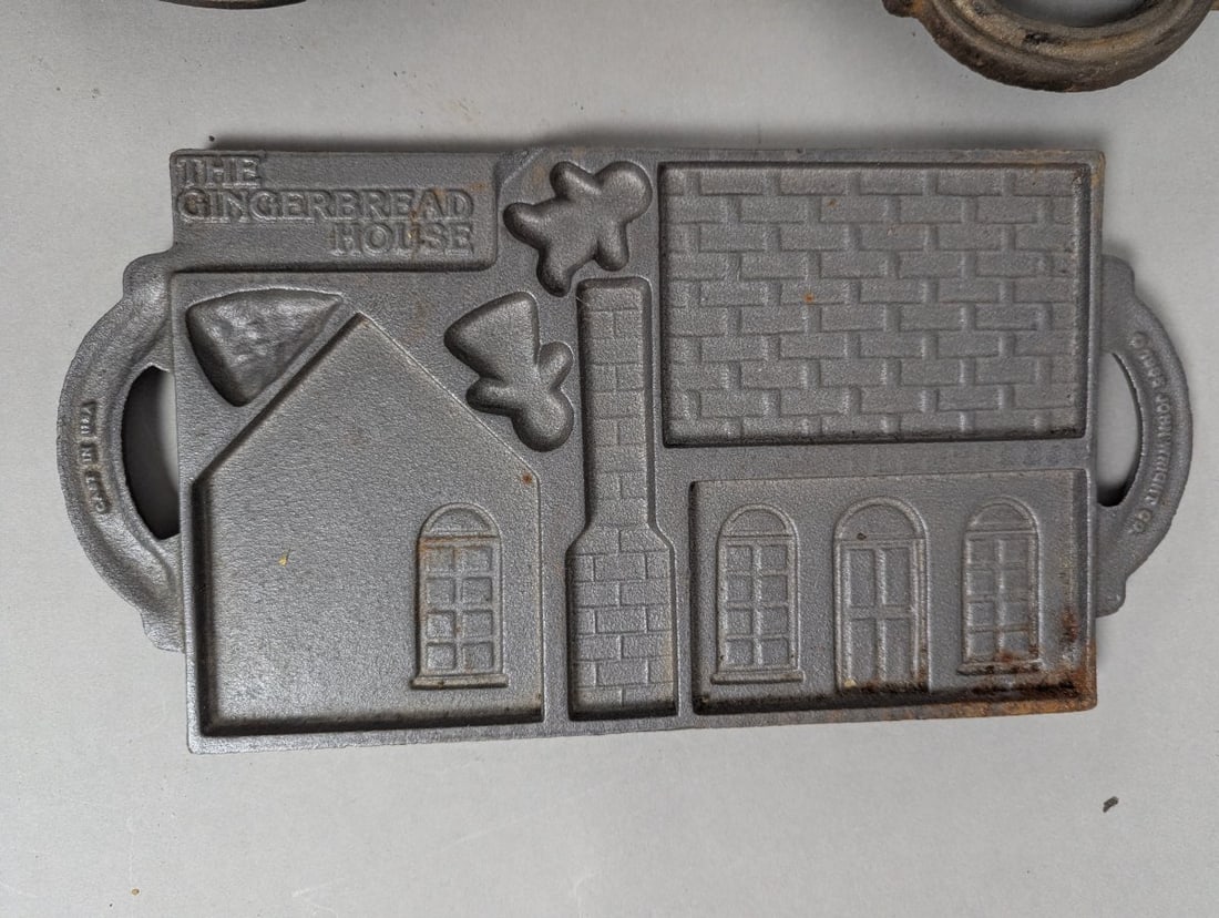 Vintage John Wright Cast Iron Bakeware Collection with Unique Designs - 2