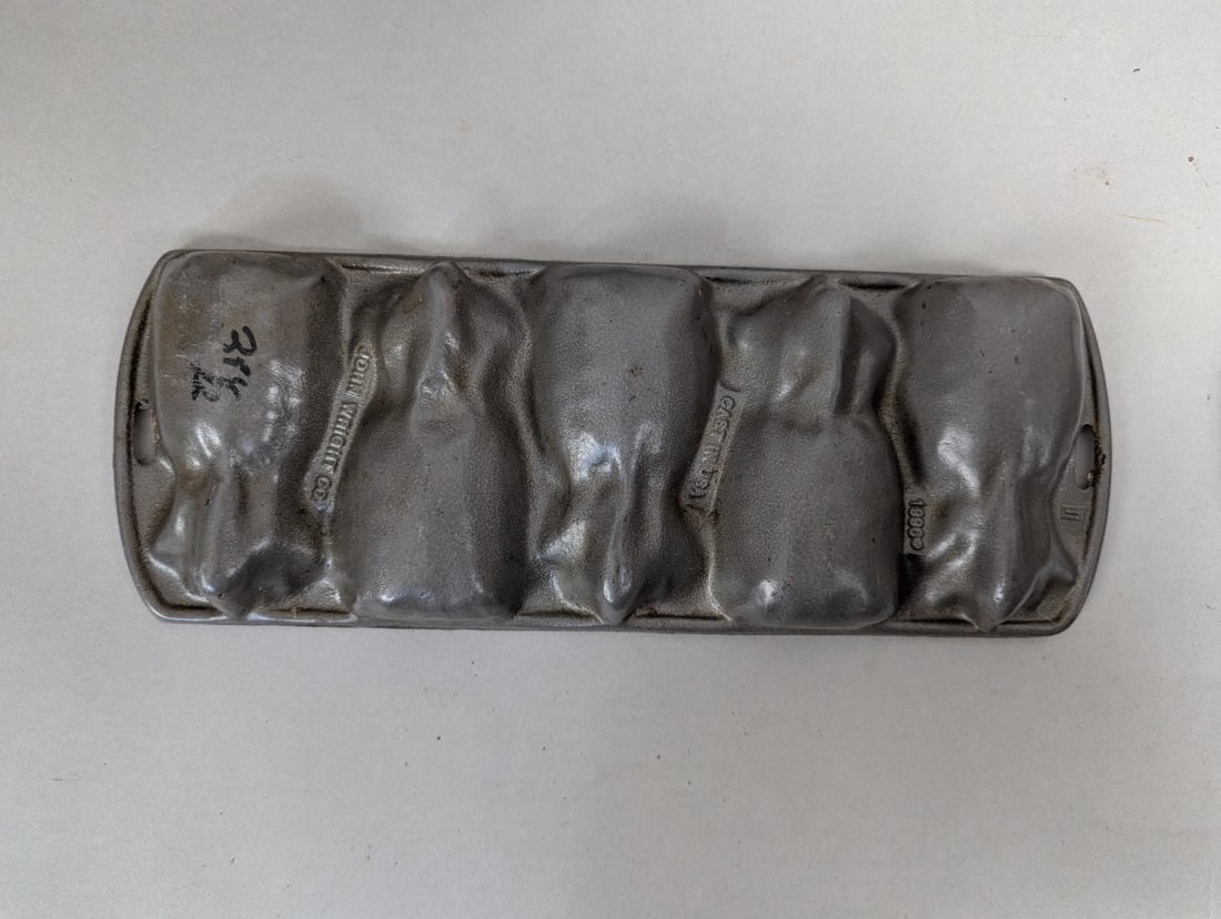 Vintage John Wright Cast Iron Bakeware Collection with Unique Designs - 9