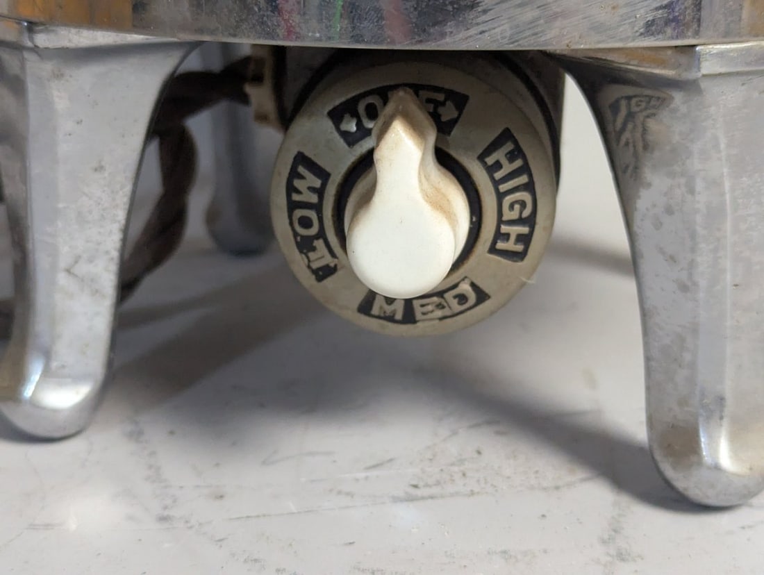 Vintage Edison Electric Art Deco Coffee Urn by GE in Working Condition - 3